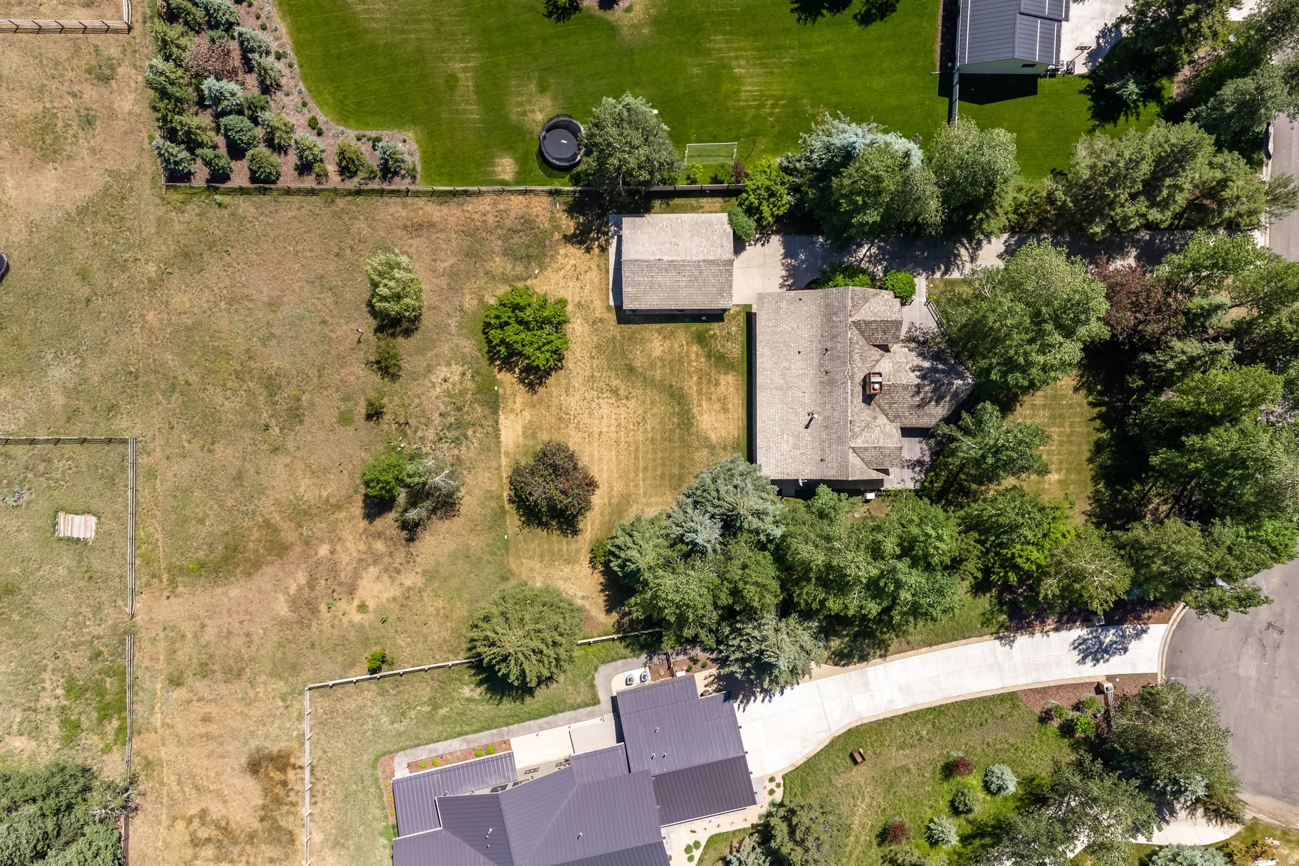 main property photo 85