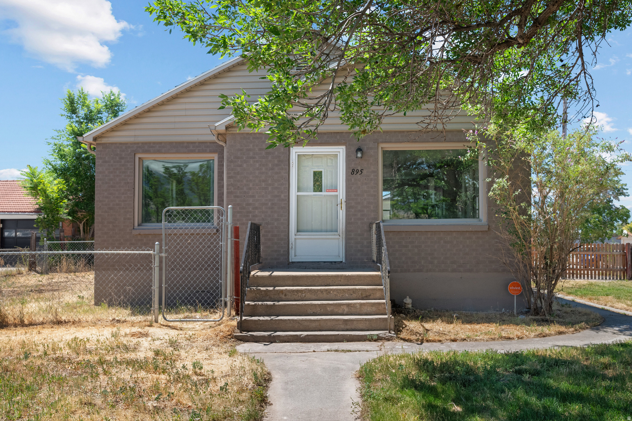 main property photo 0