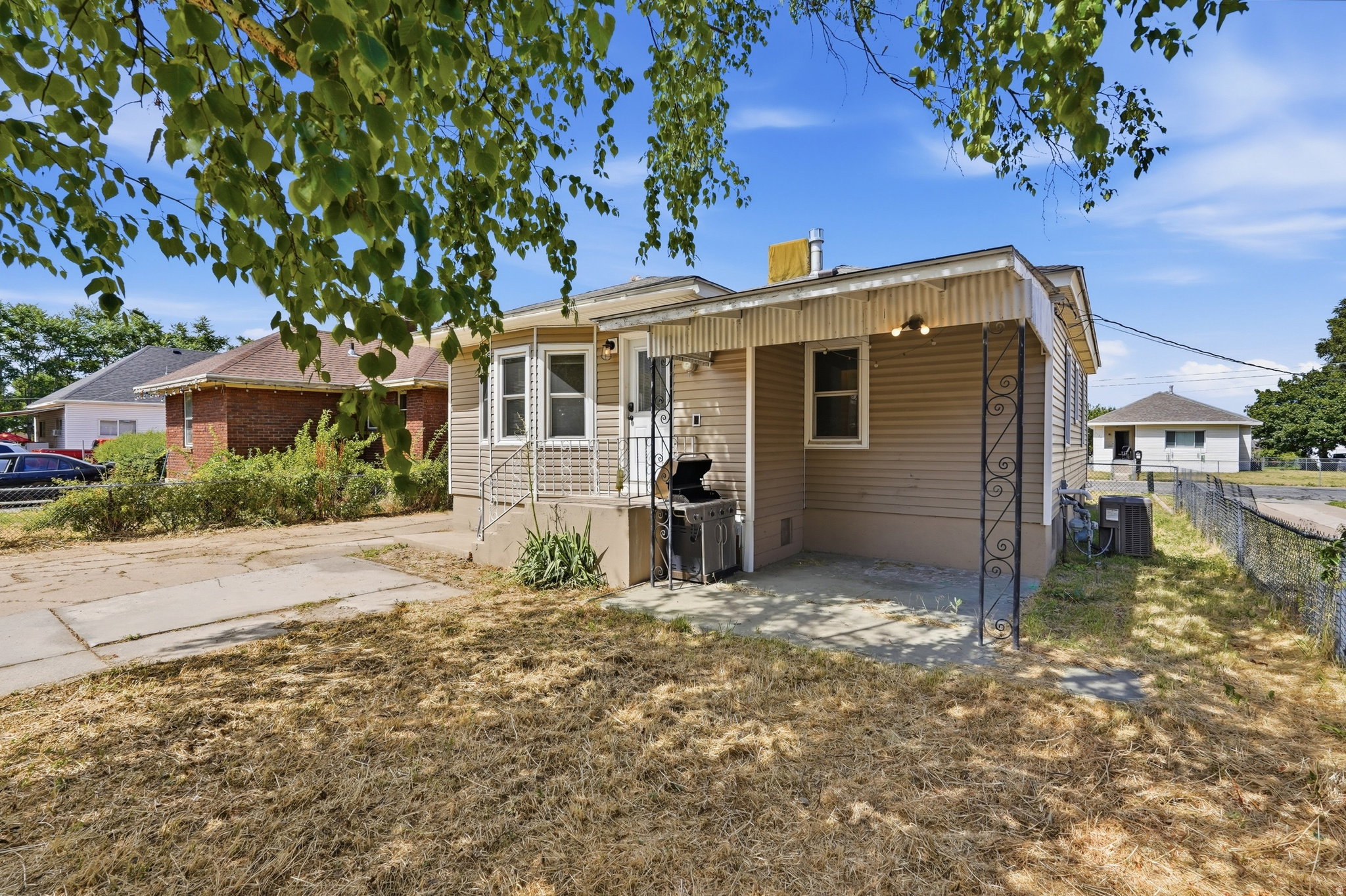 main property photo 22