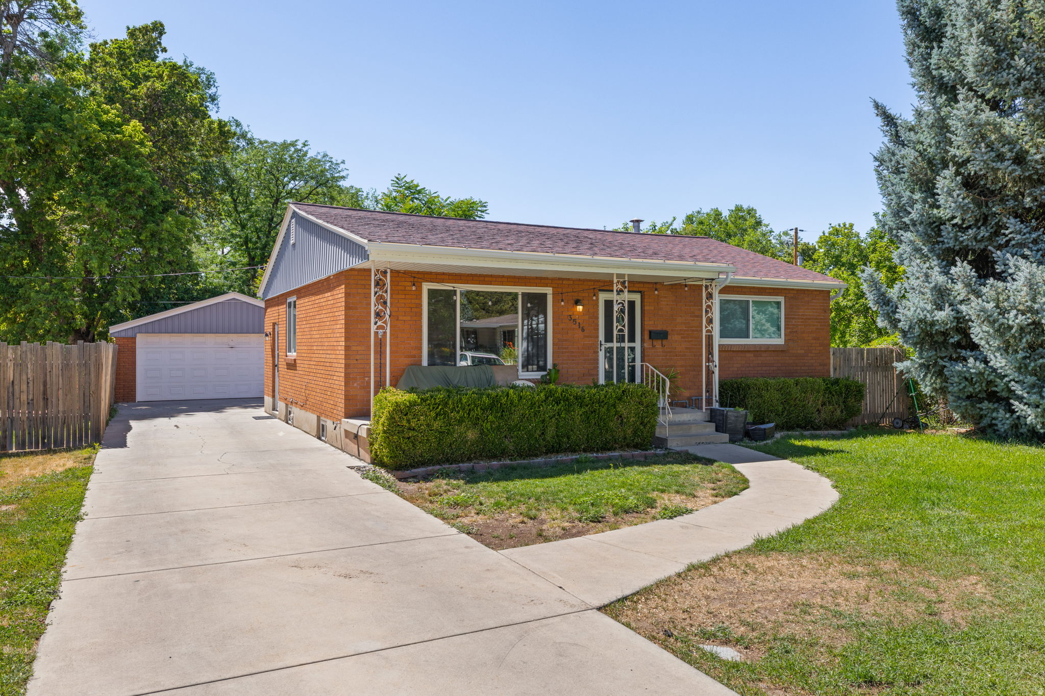 main property photo 0