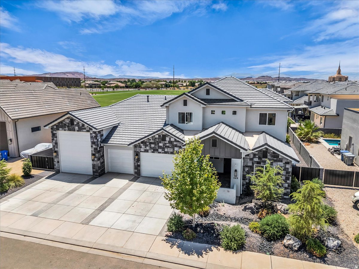 main property photo 0