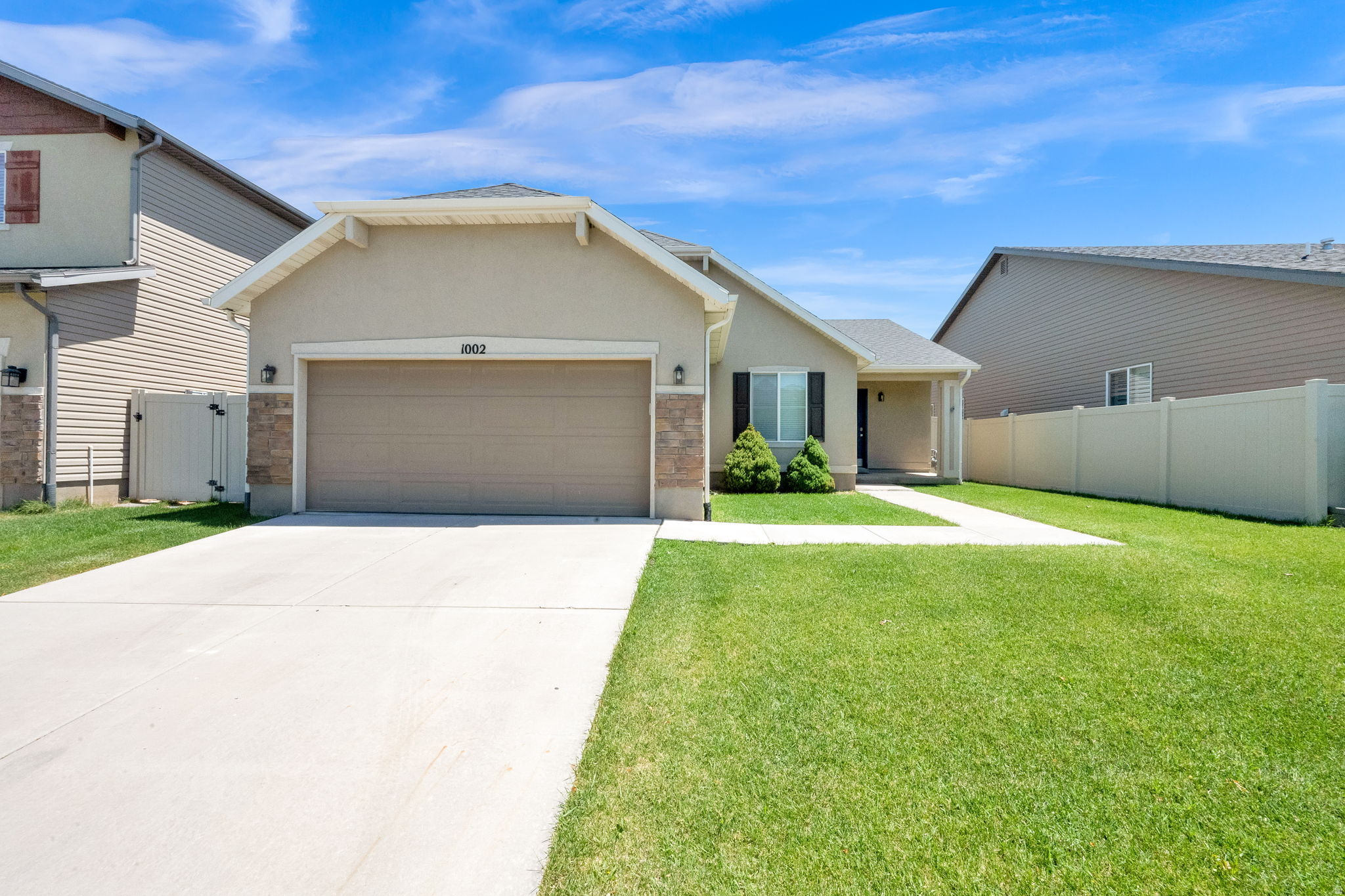 main property photo 0