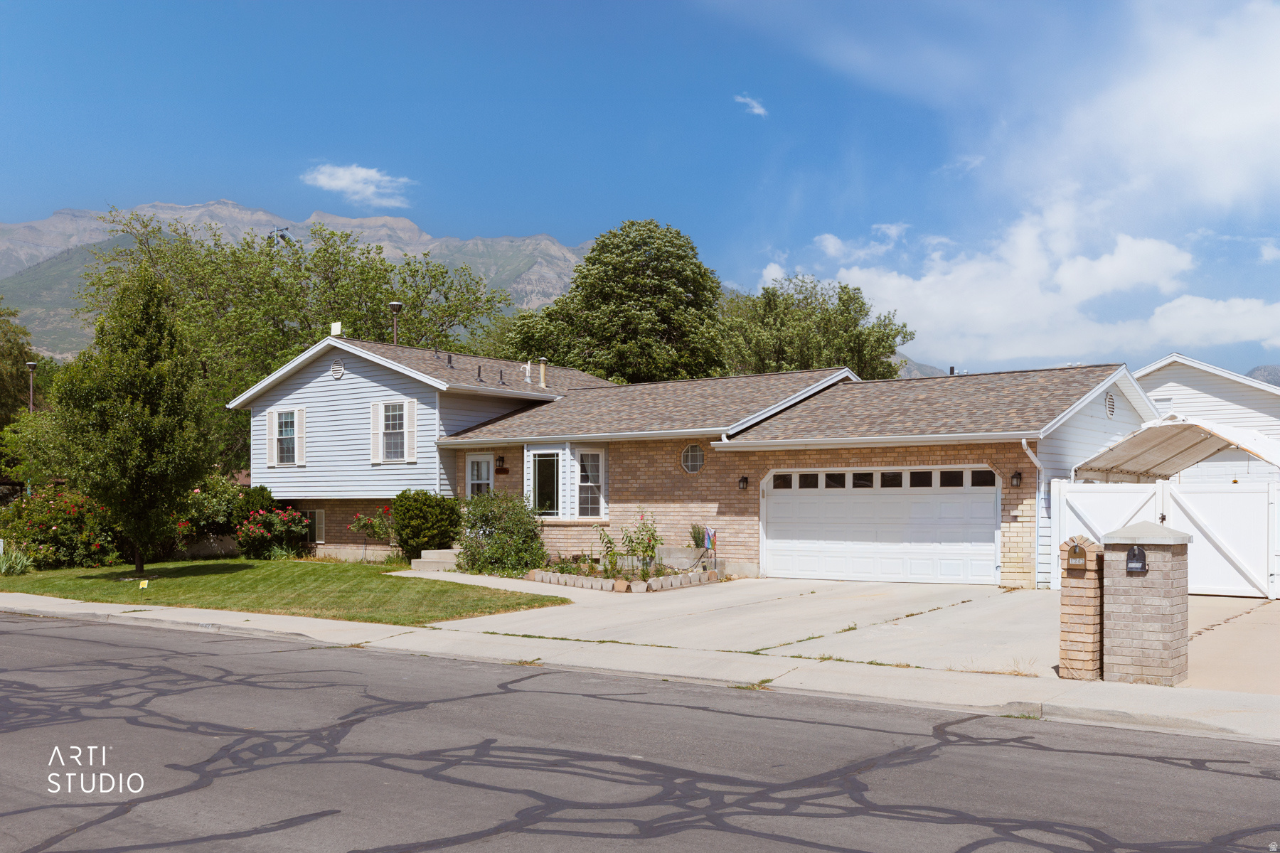 main property photo 0