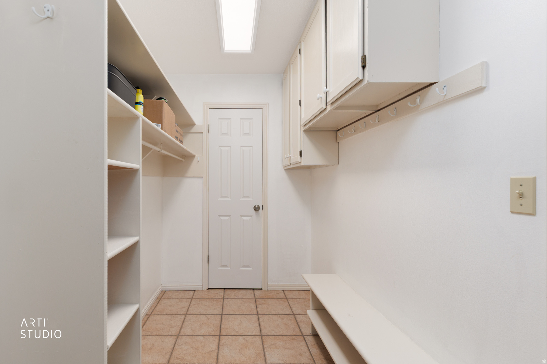 main property photo 10