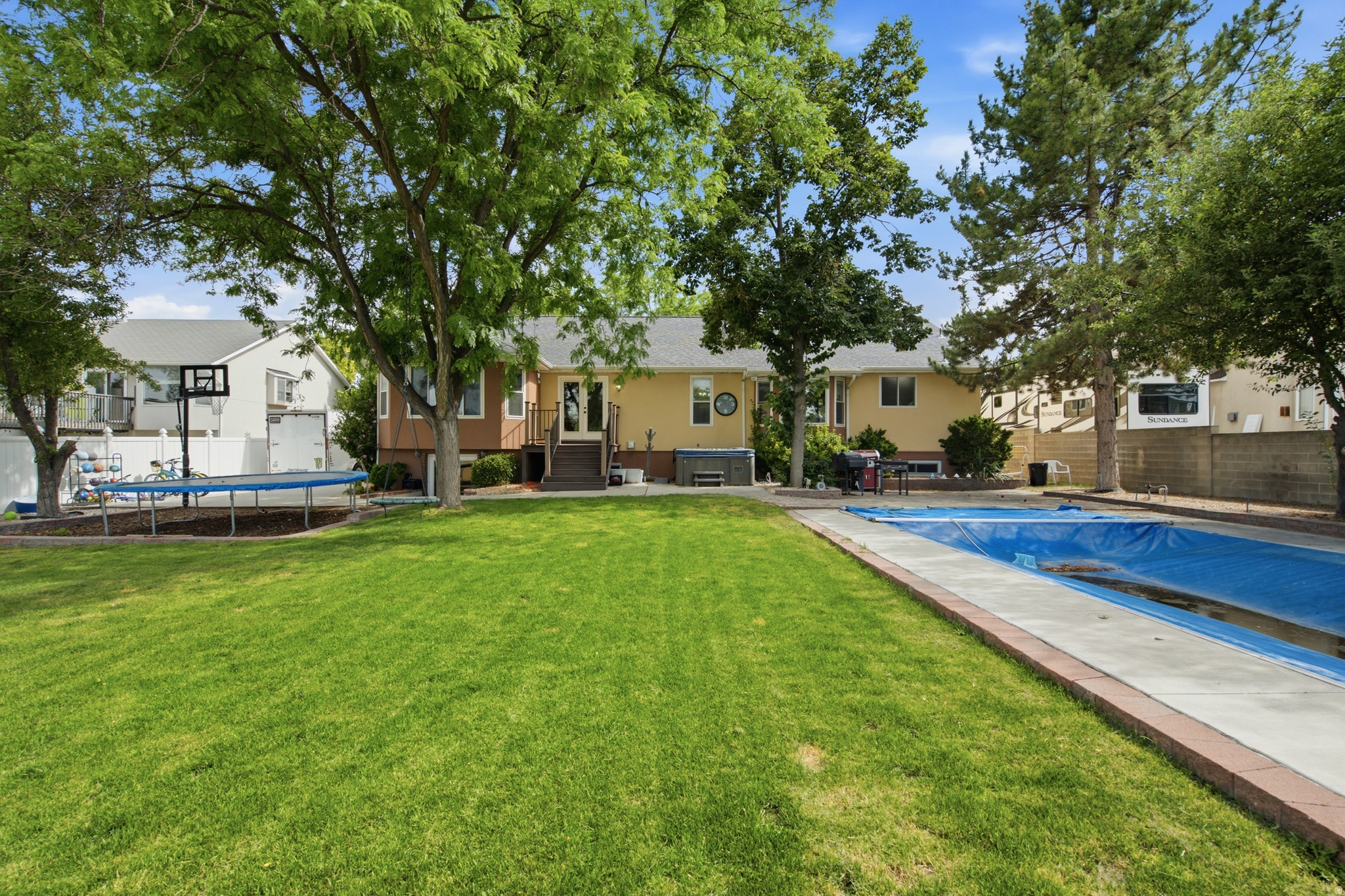 main property photo 49
