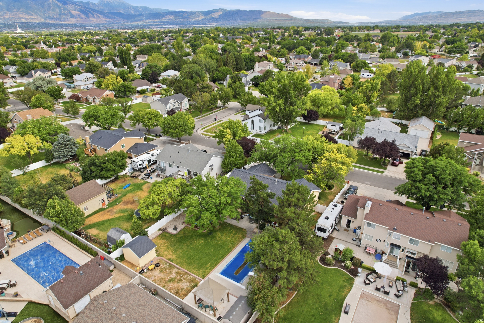 main property photo 52