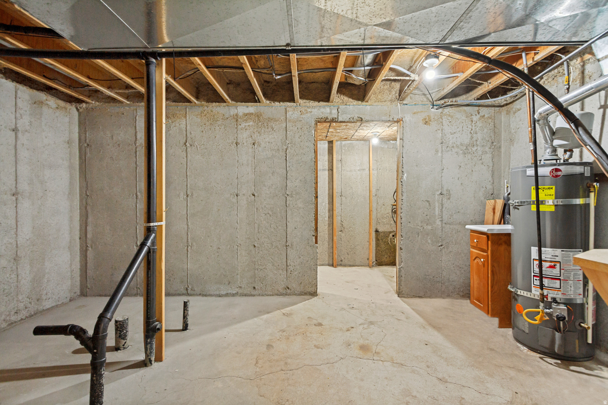 main property photo 34