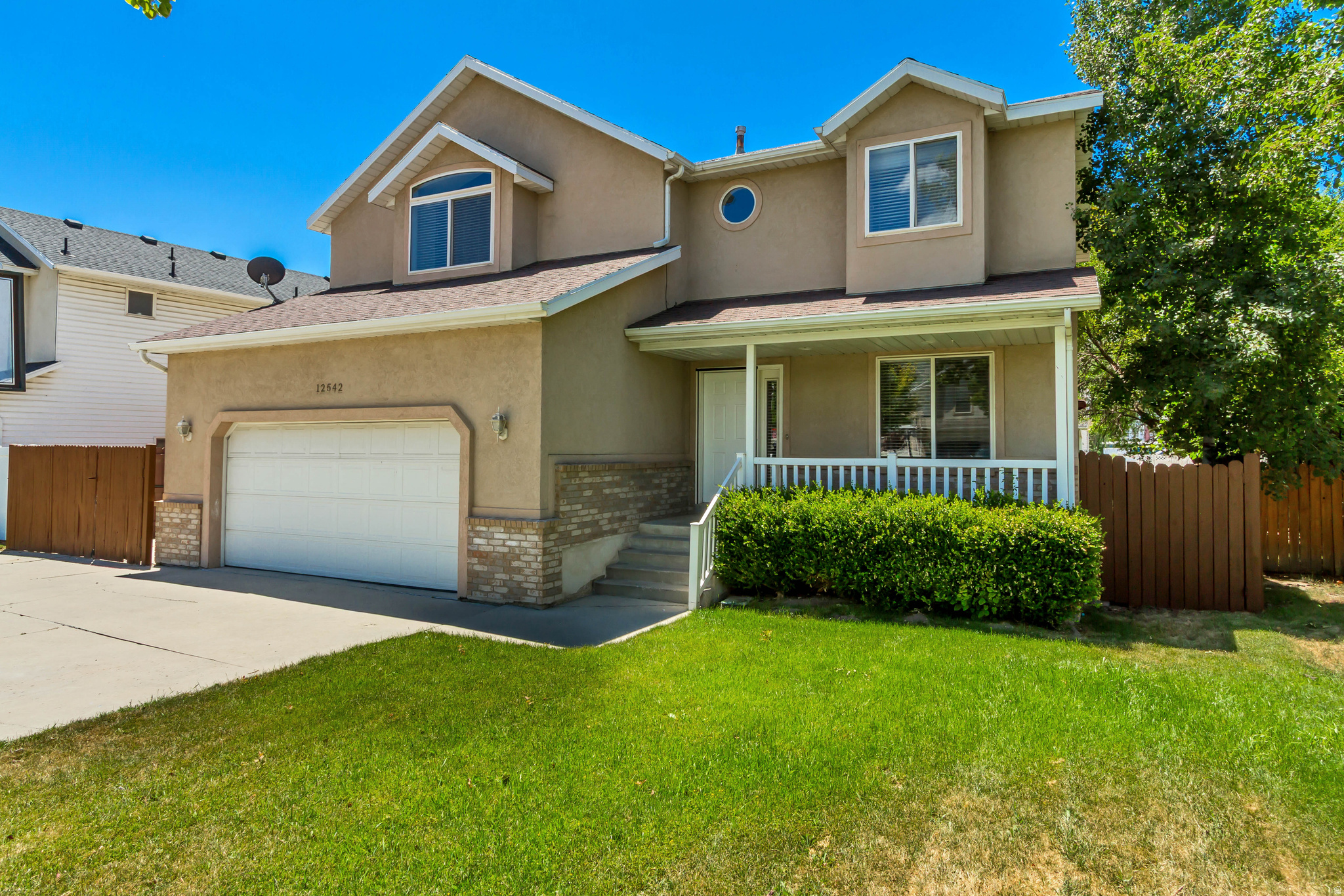 main property photo 43