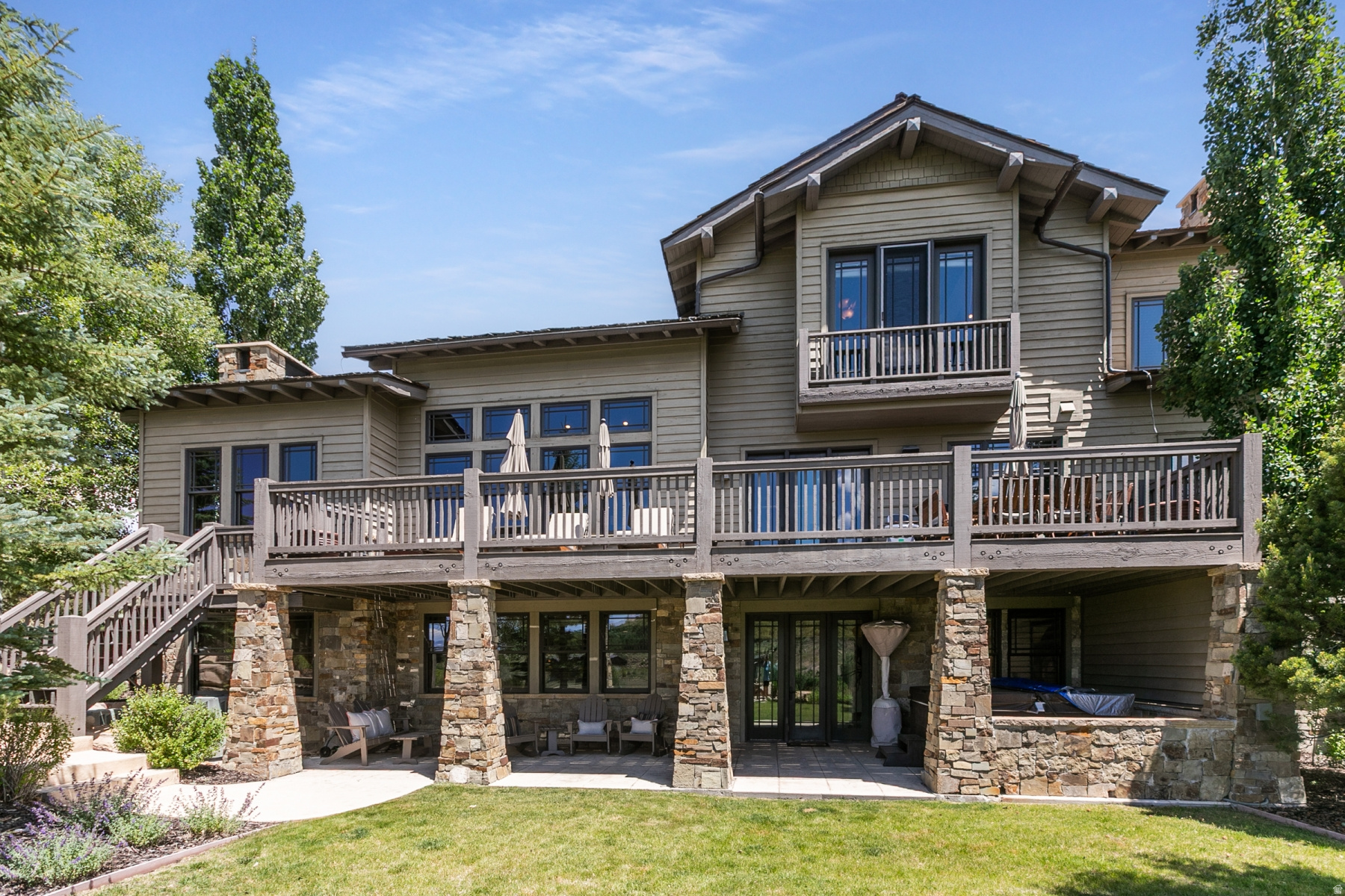 main property photo 50