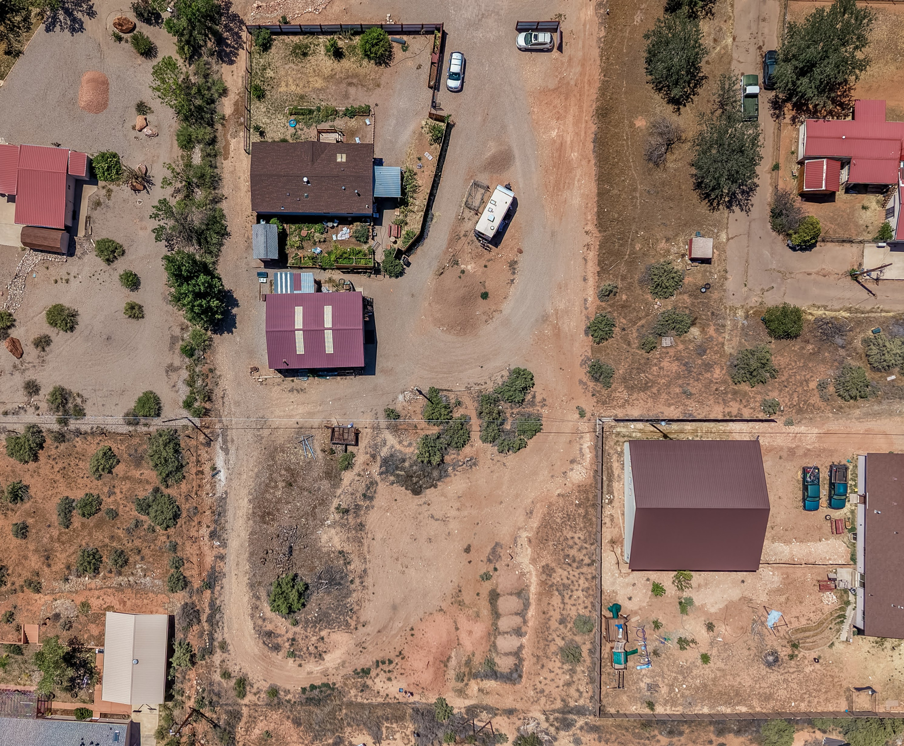 main property photo 11
