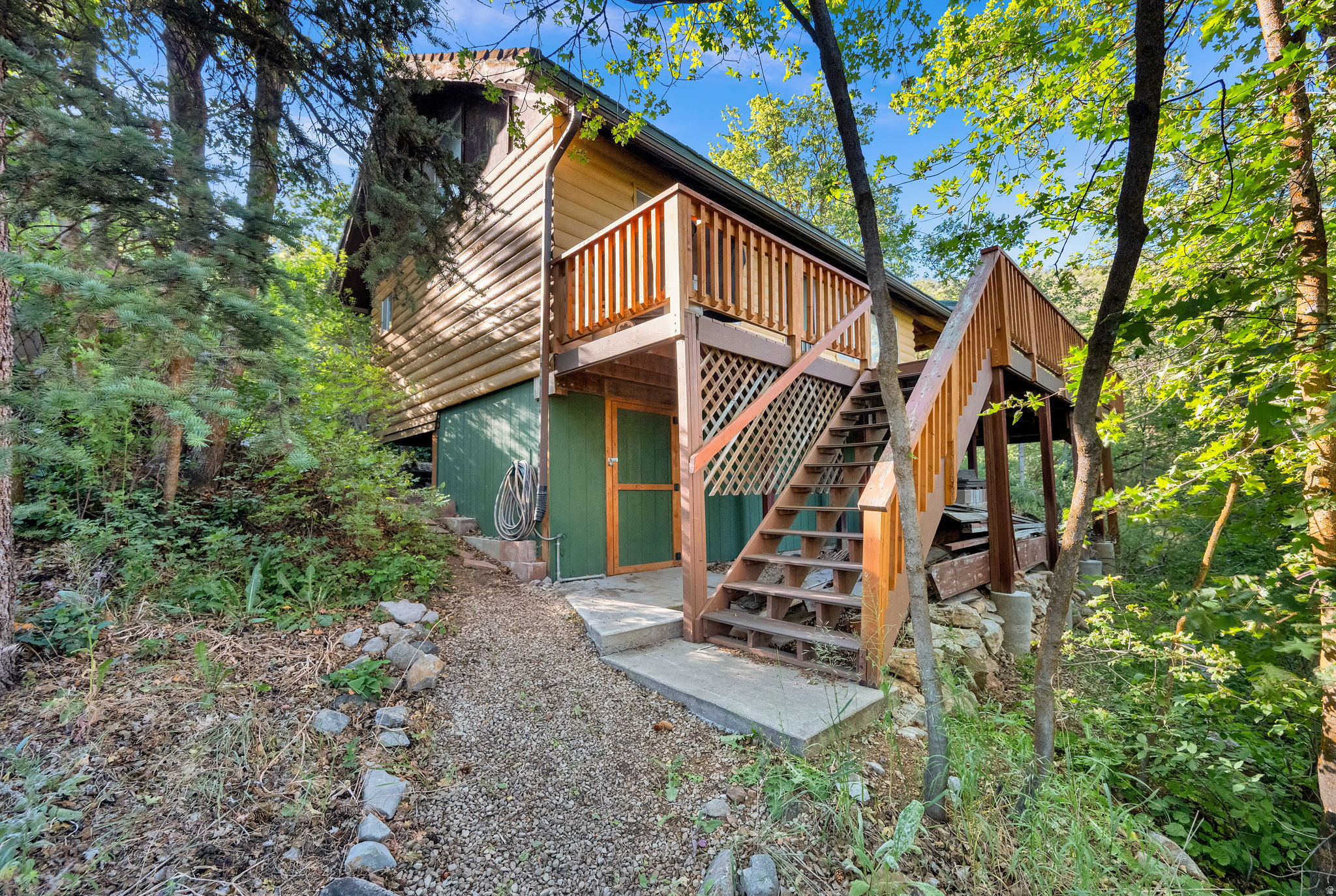 main property photo 0