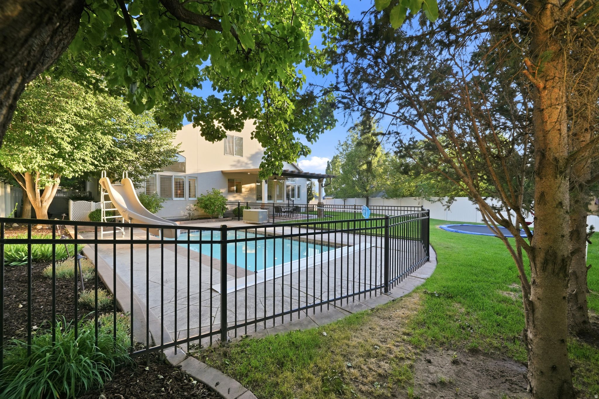 main property photo 65