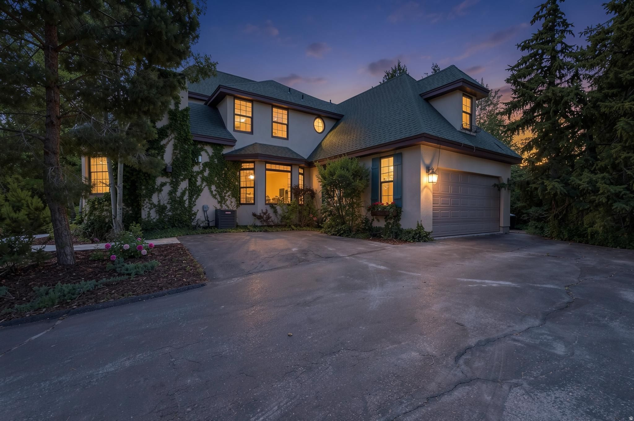 main property photo 0