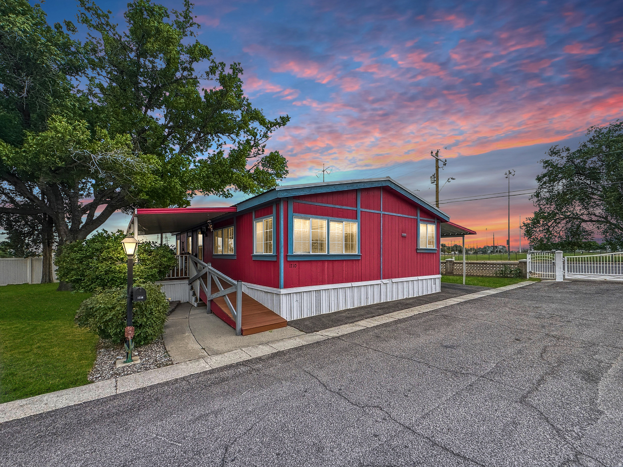 main property photo 0