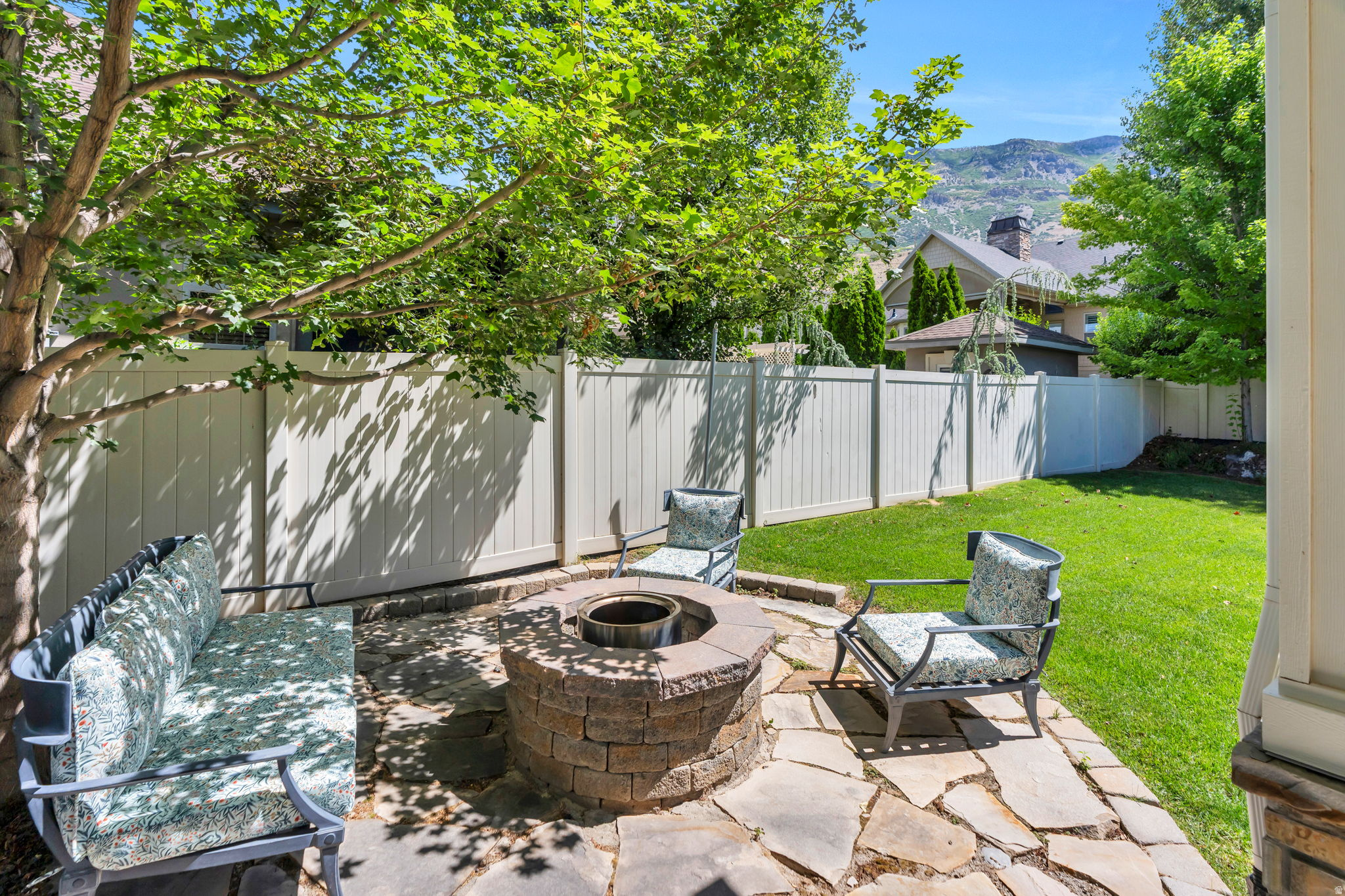 main property photo 61
