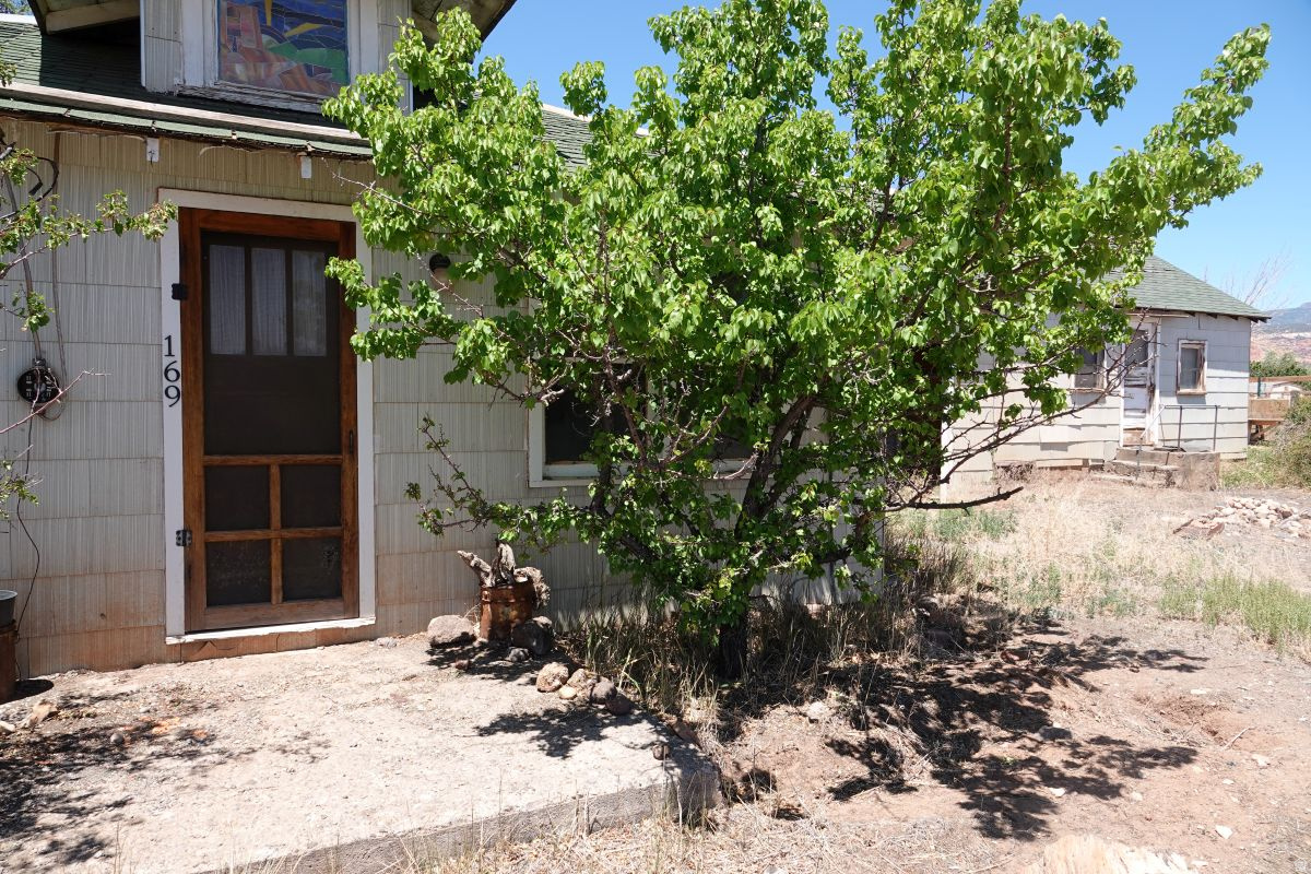 main property photo 7