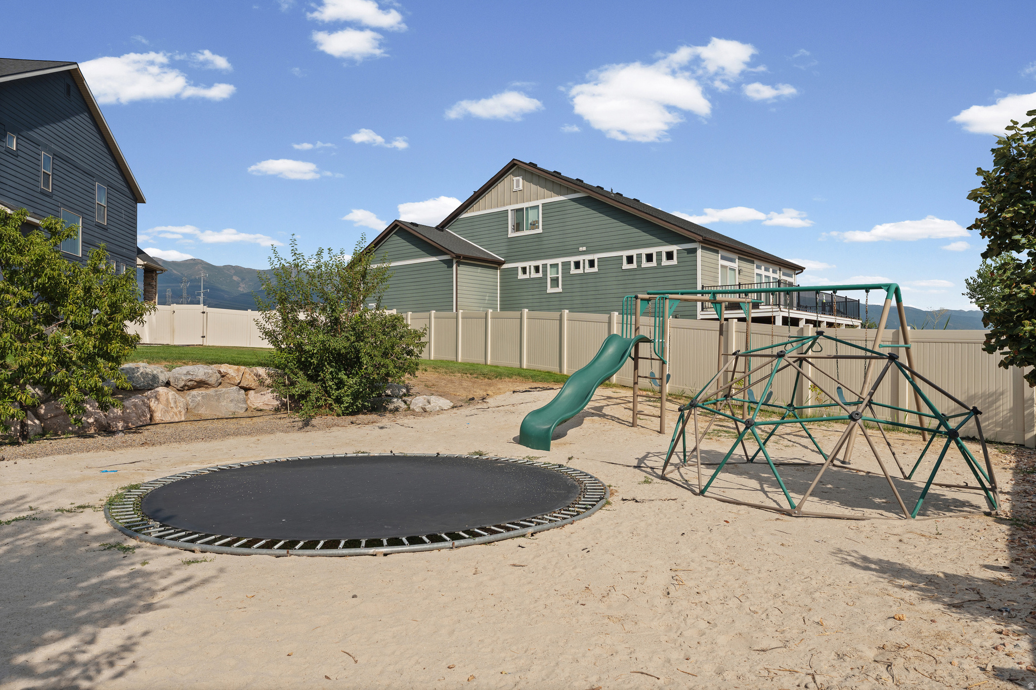 main property photo 56