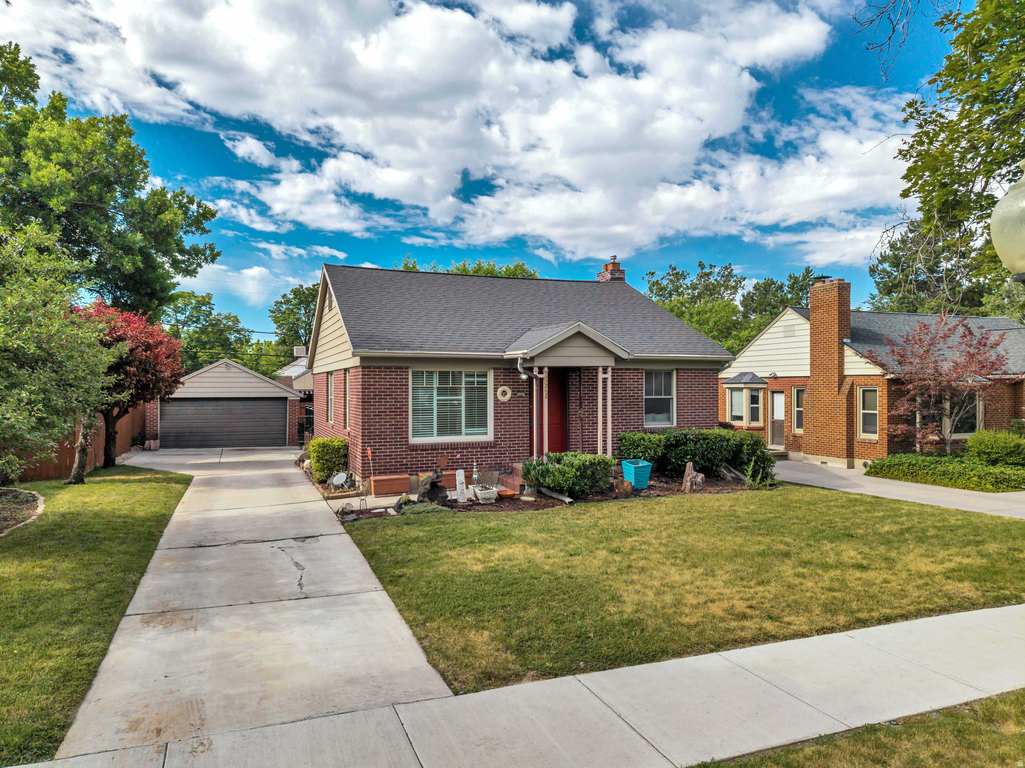 main property photo 0