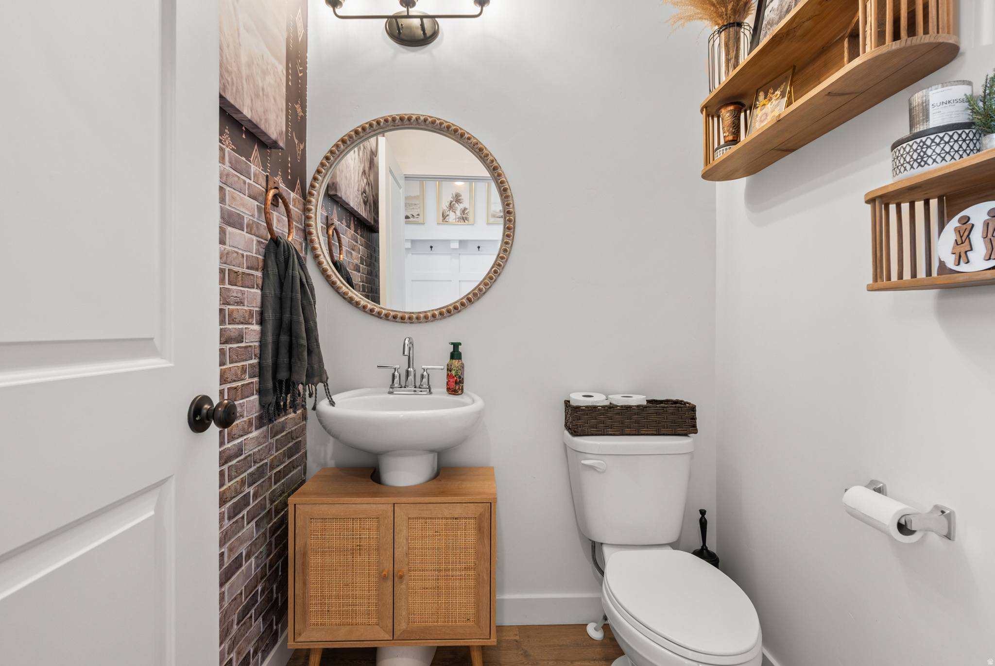 main property photo 18