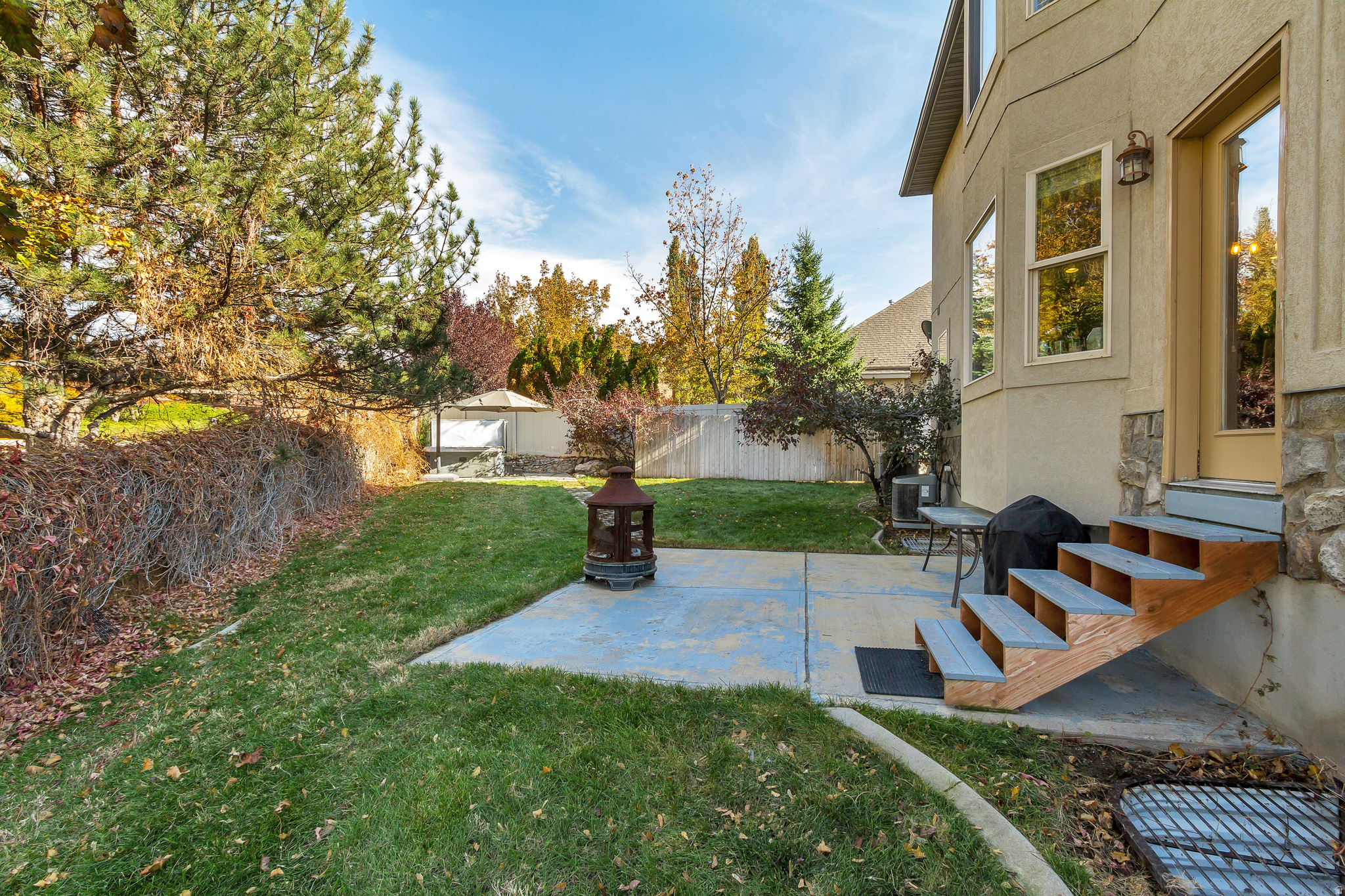 main property photo 54