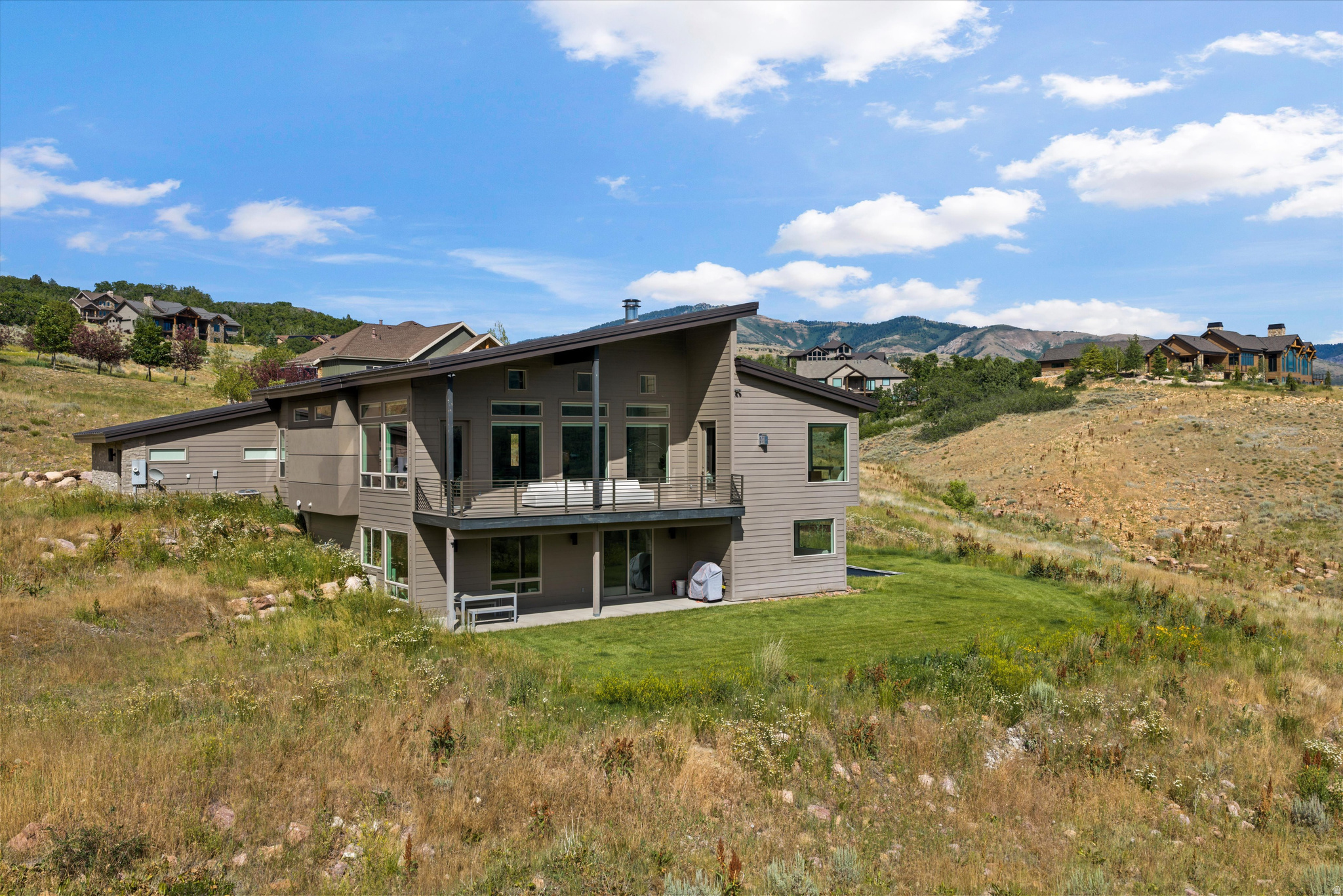 main property photo 59