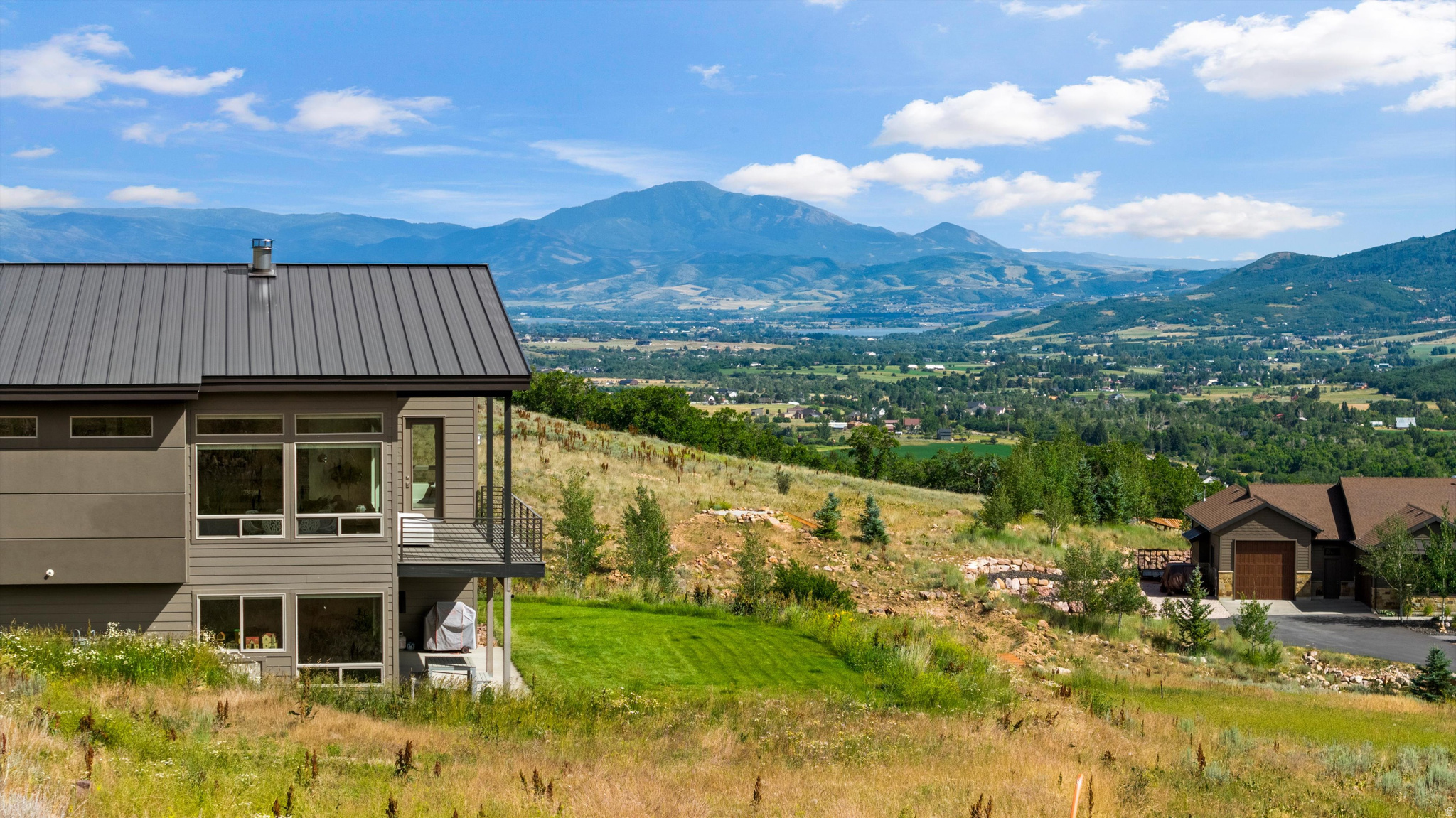main property photo 60