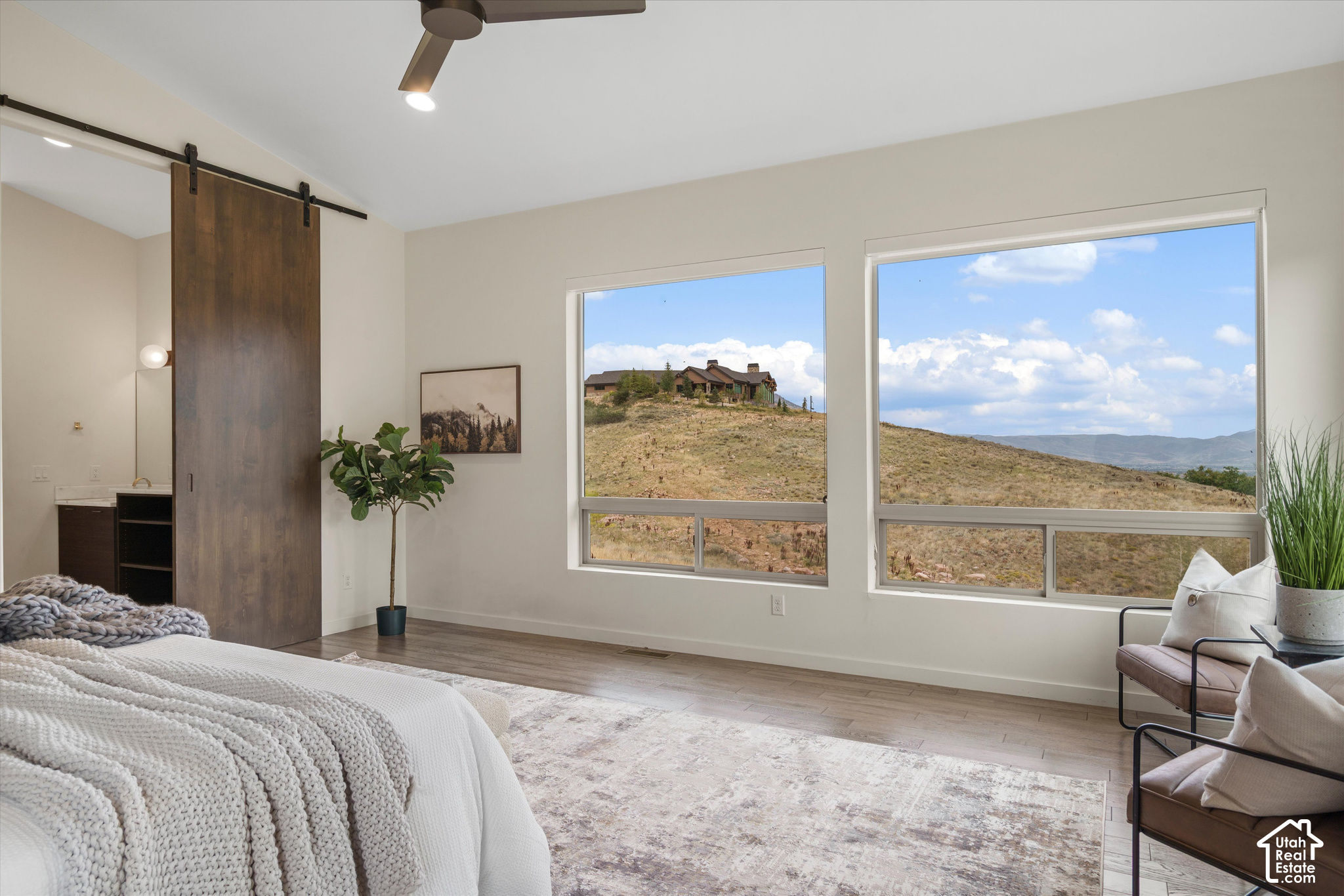 main property photo 82