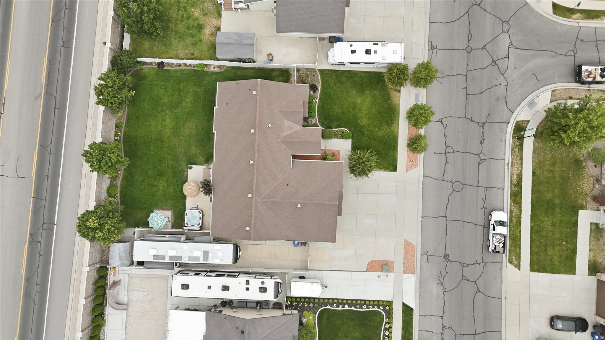 main property photo 59