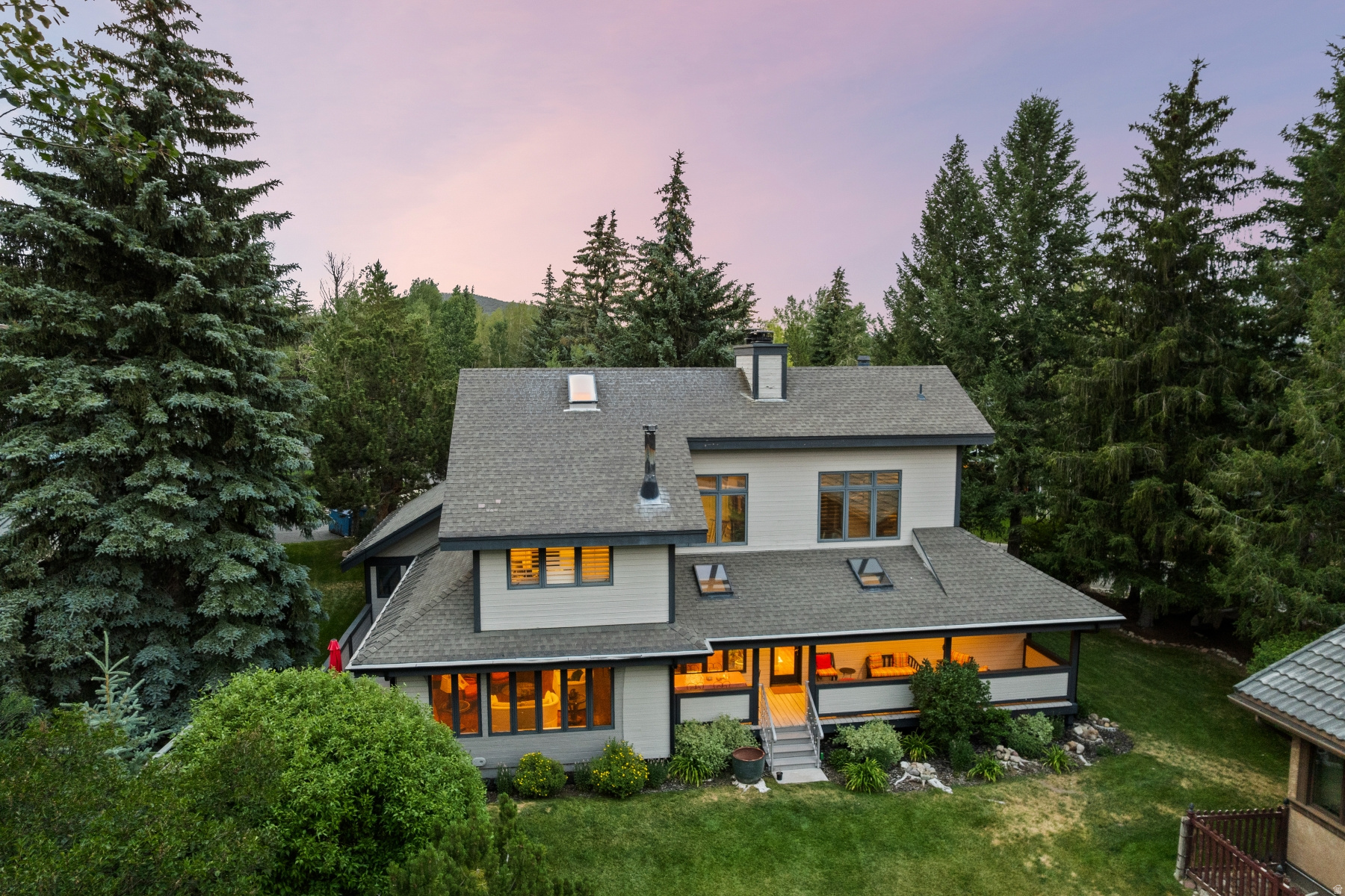 main property photo 18