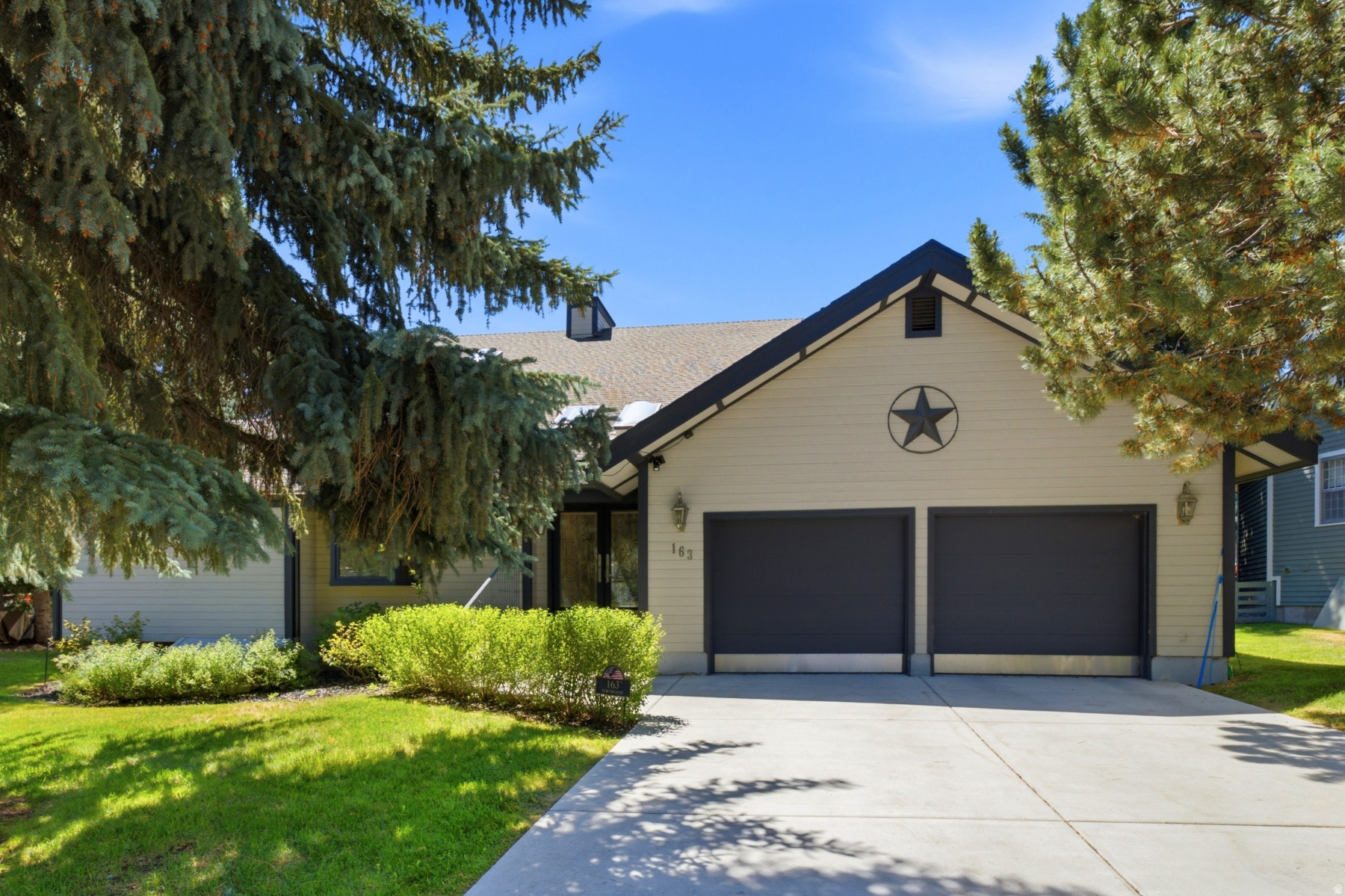 main property photo 73