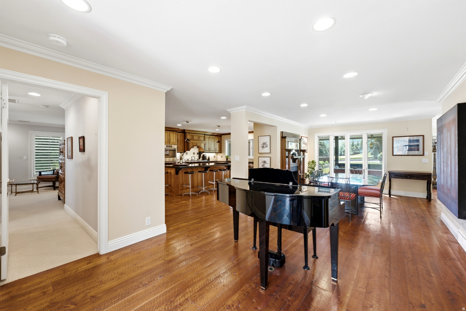 main property photo 75