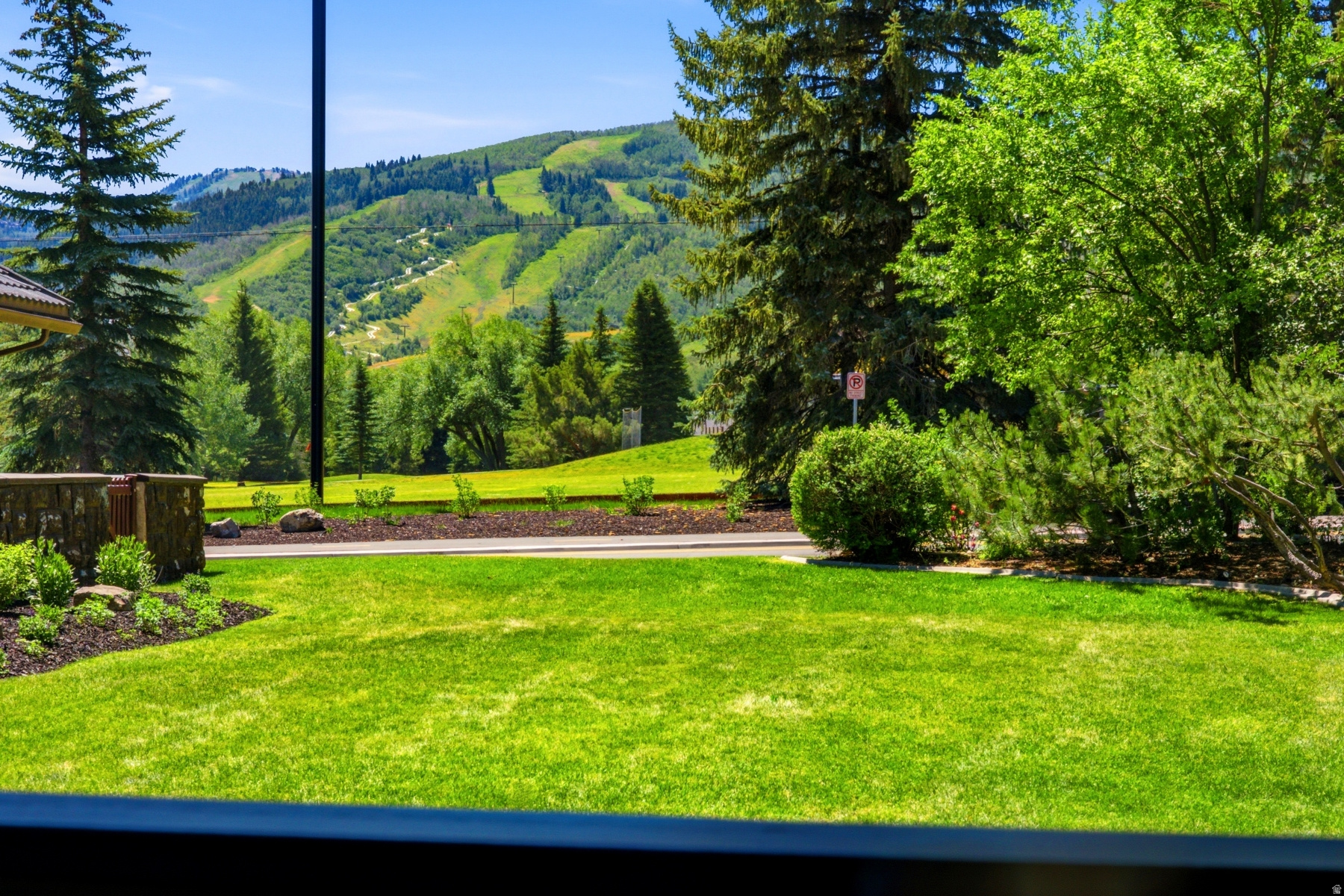 main property photo 79