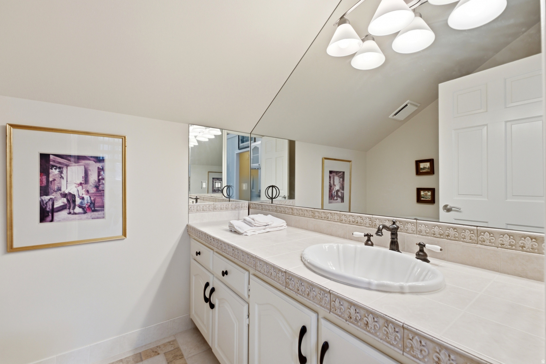 main property photo 91