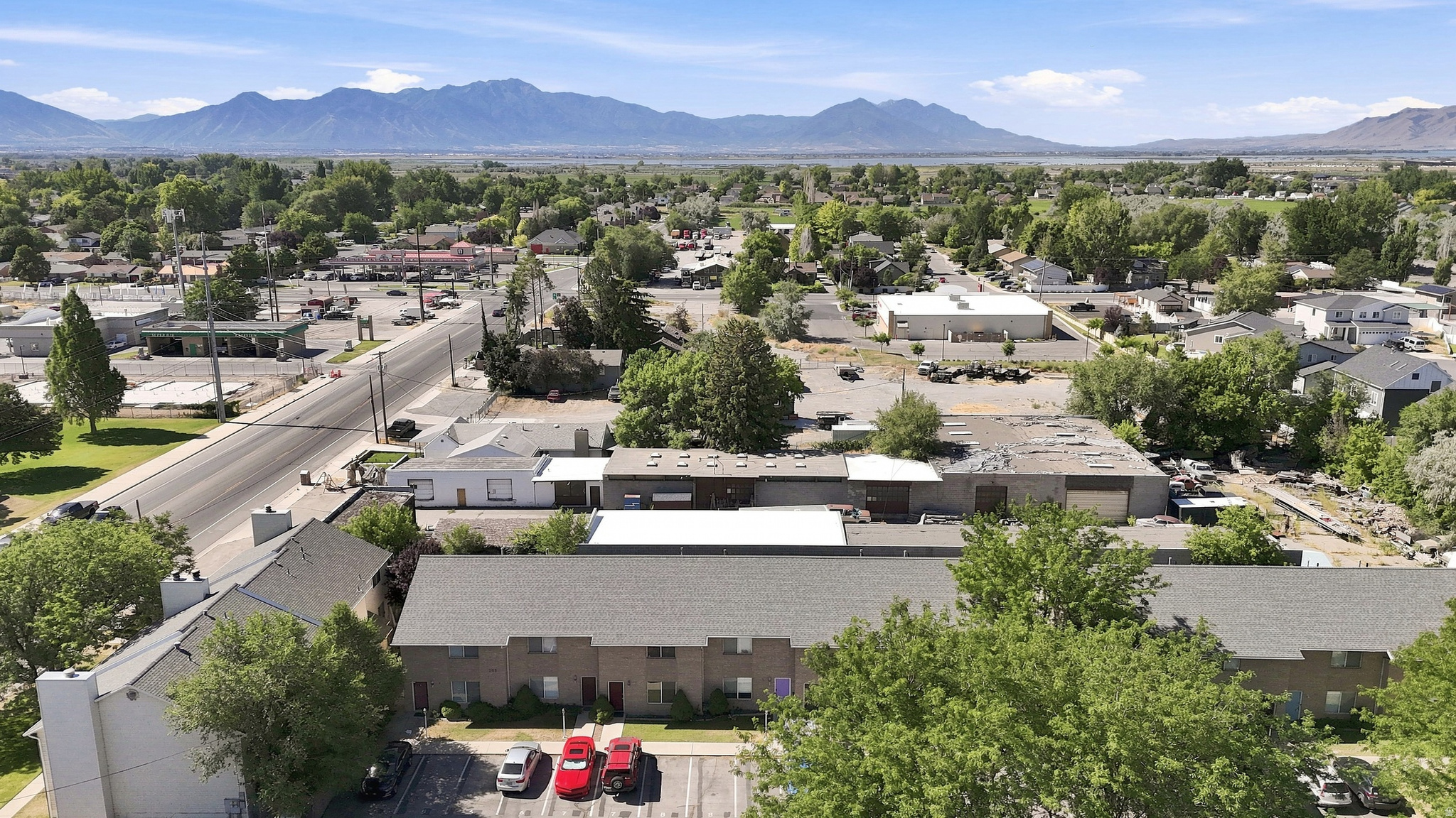 main property photo 23