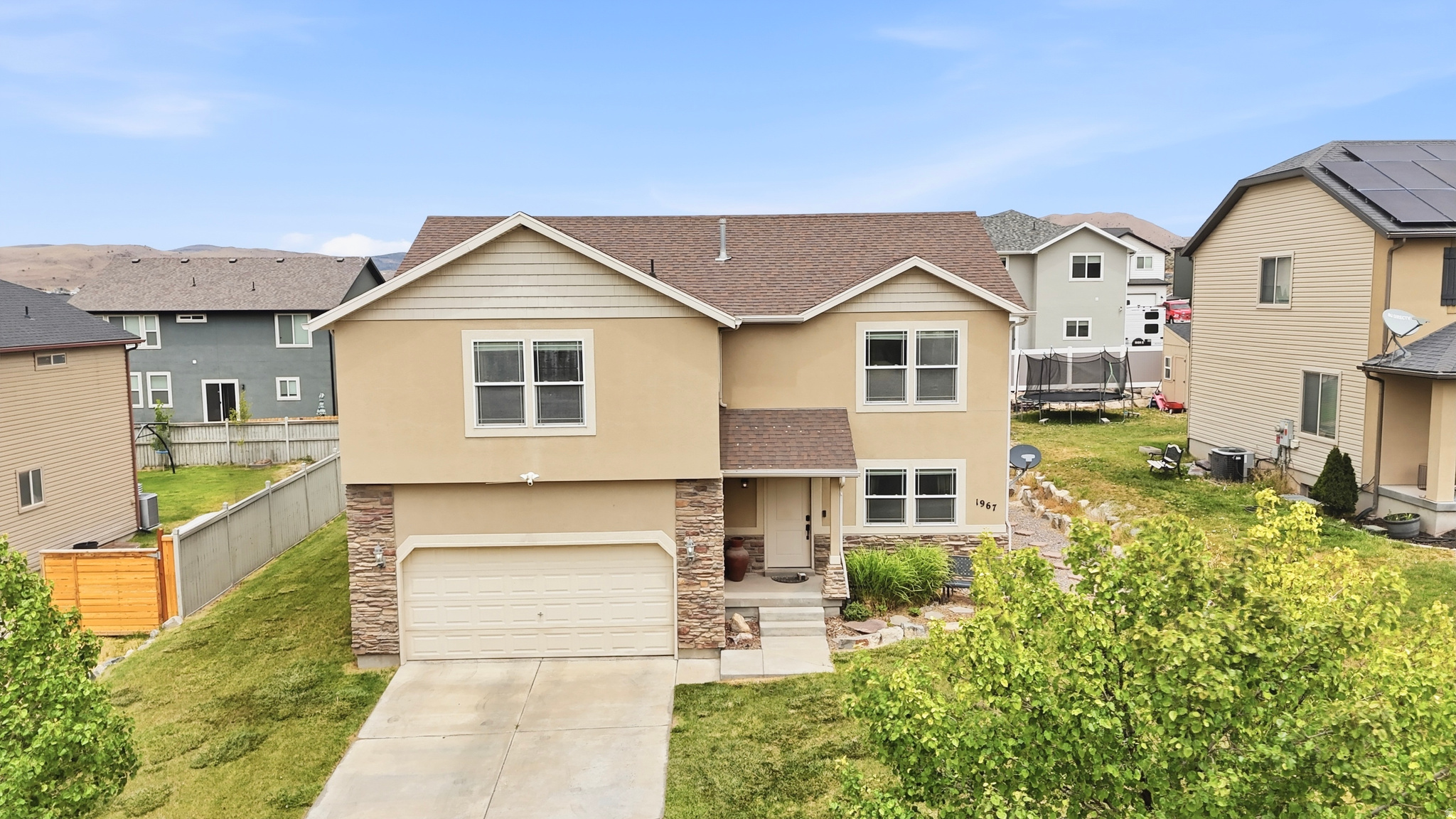 main property photo 19