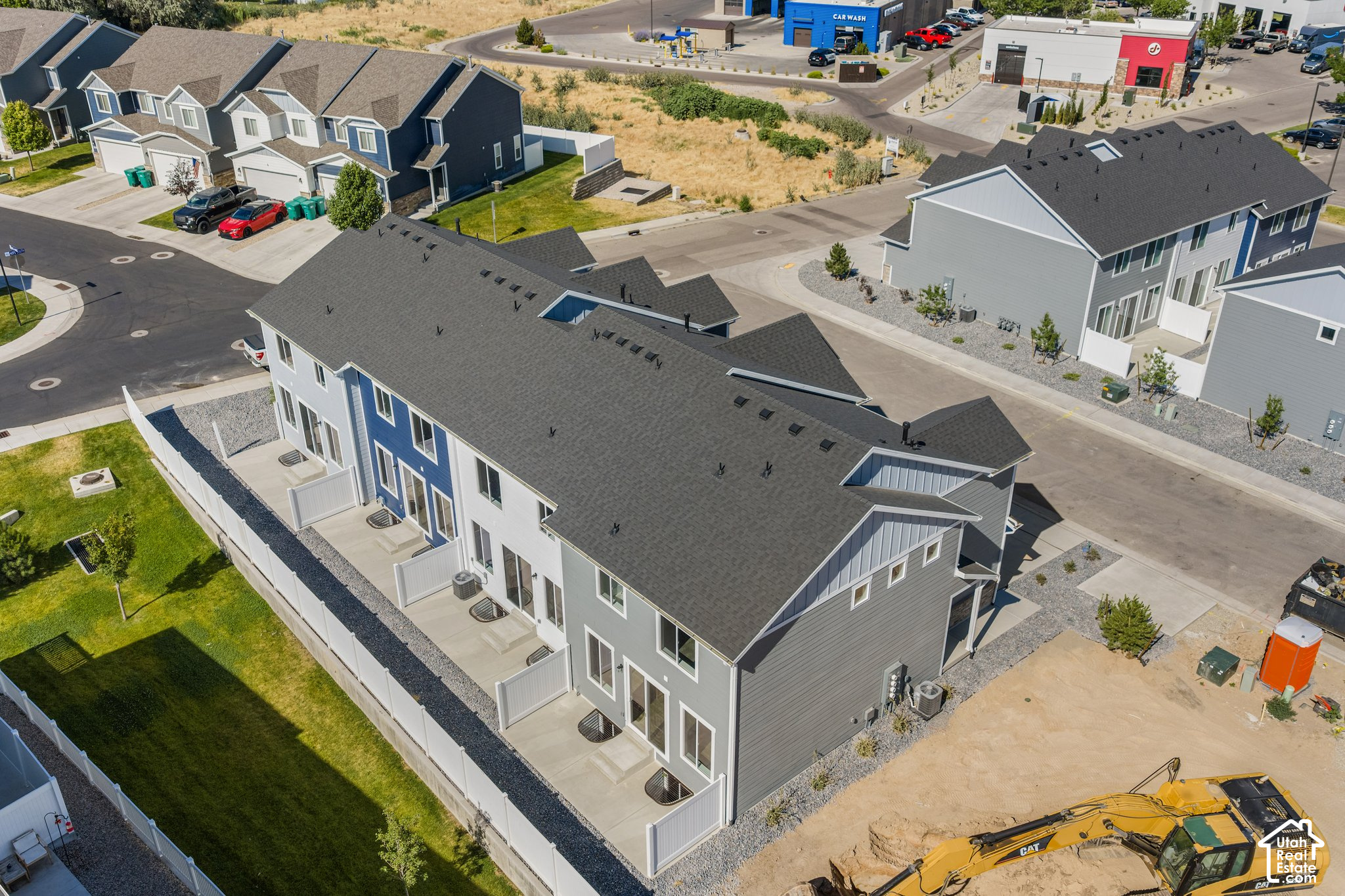 main property photo 22