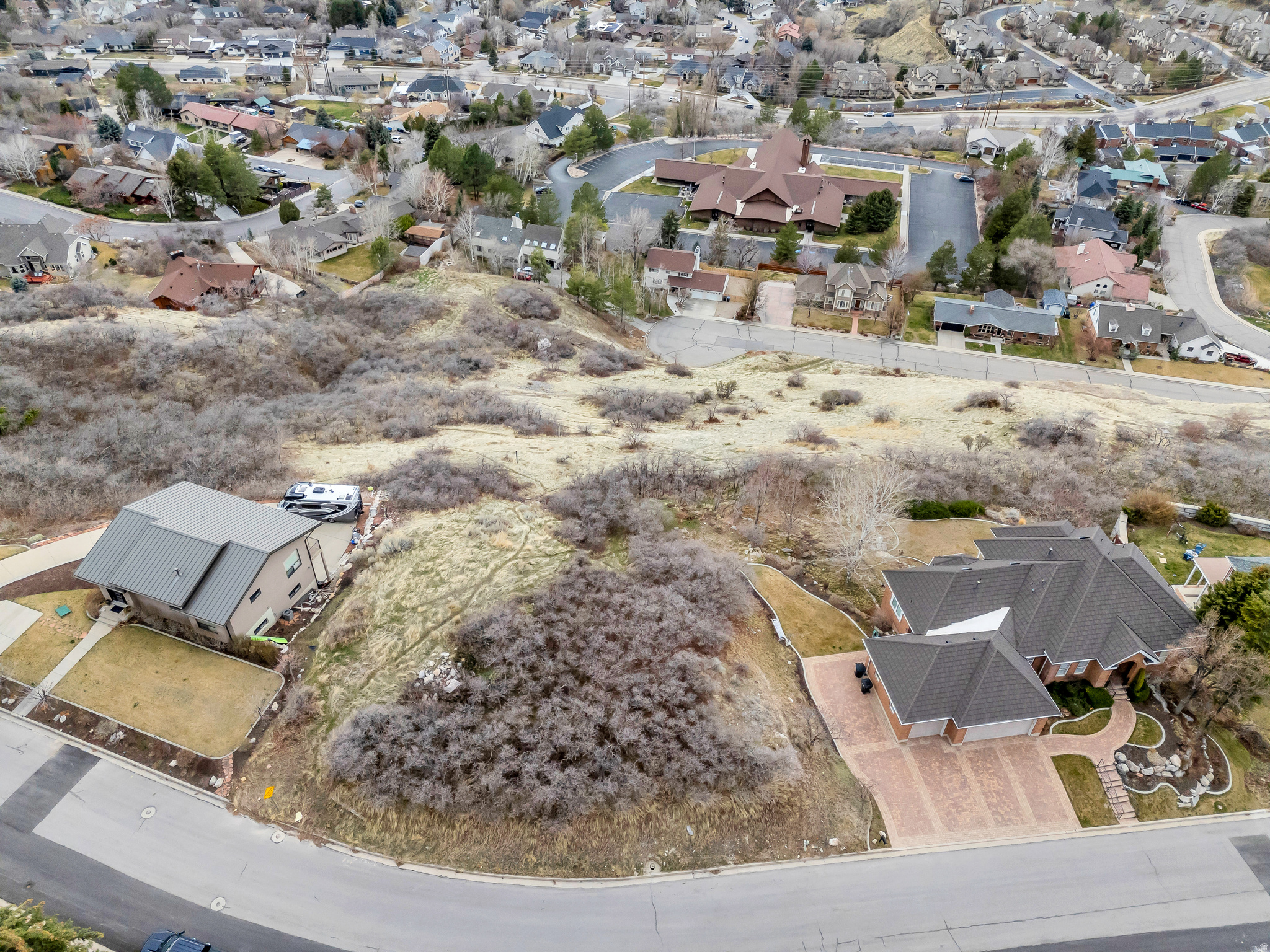 main property photo 18