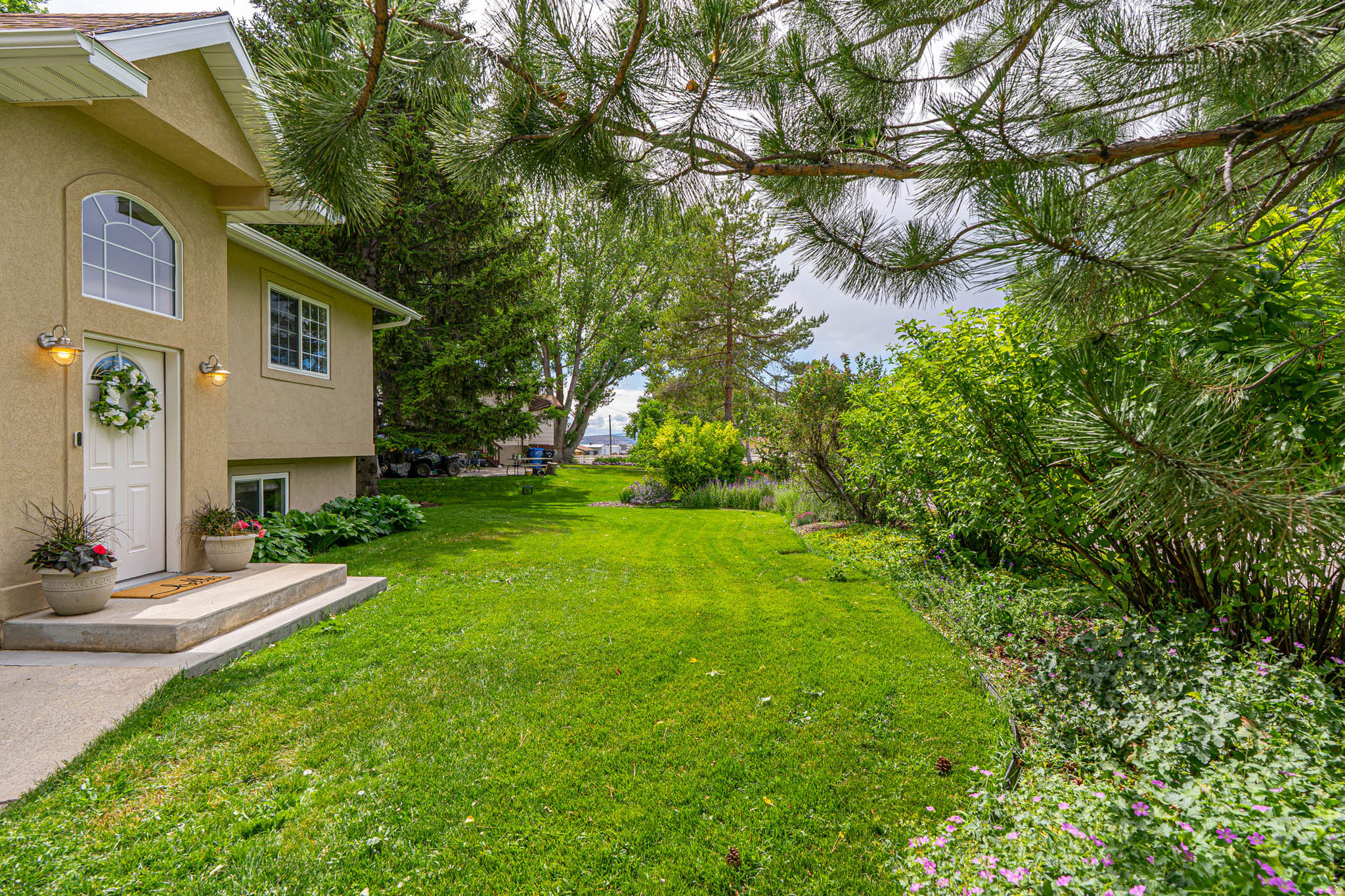 main property photo 66