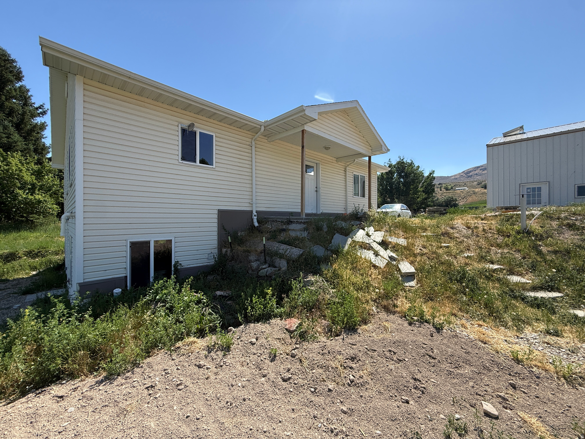 main property photo 0