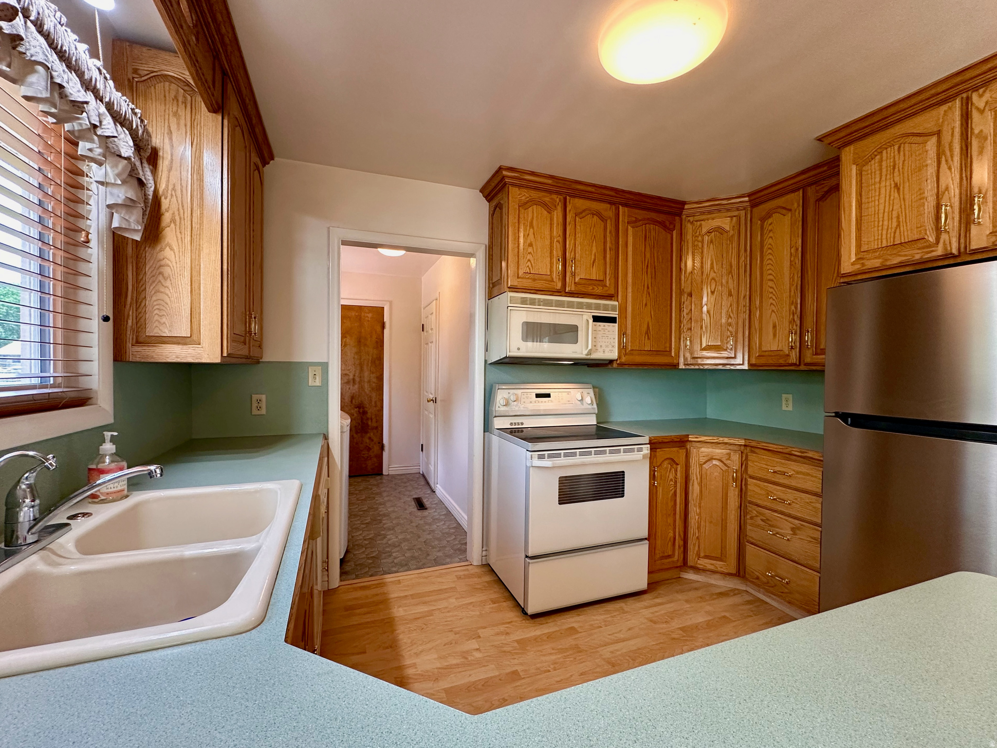 main property photo 17