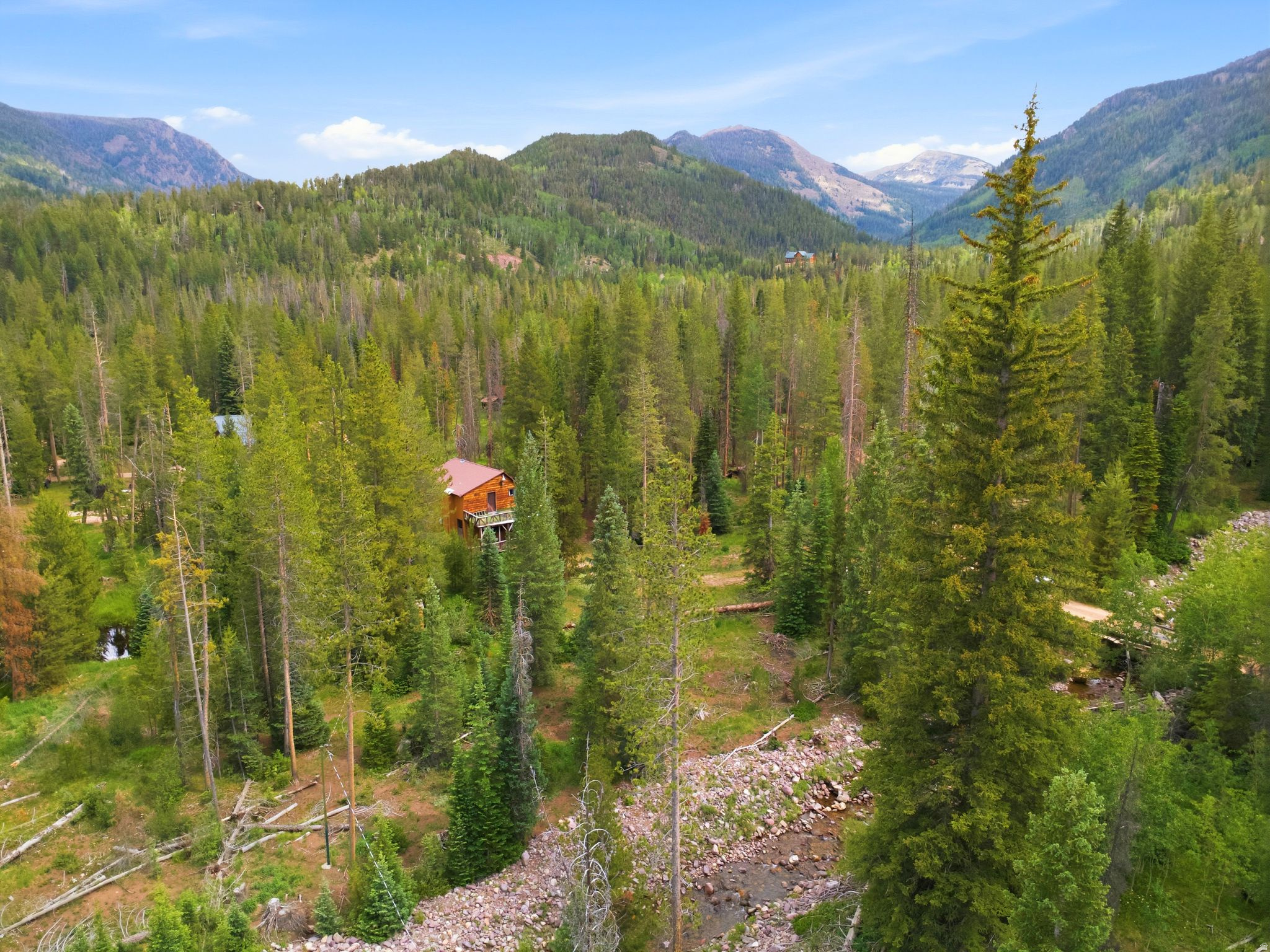 main property photo 12
