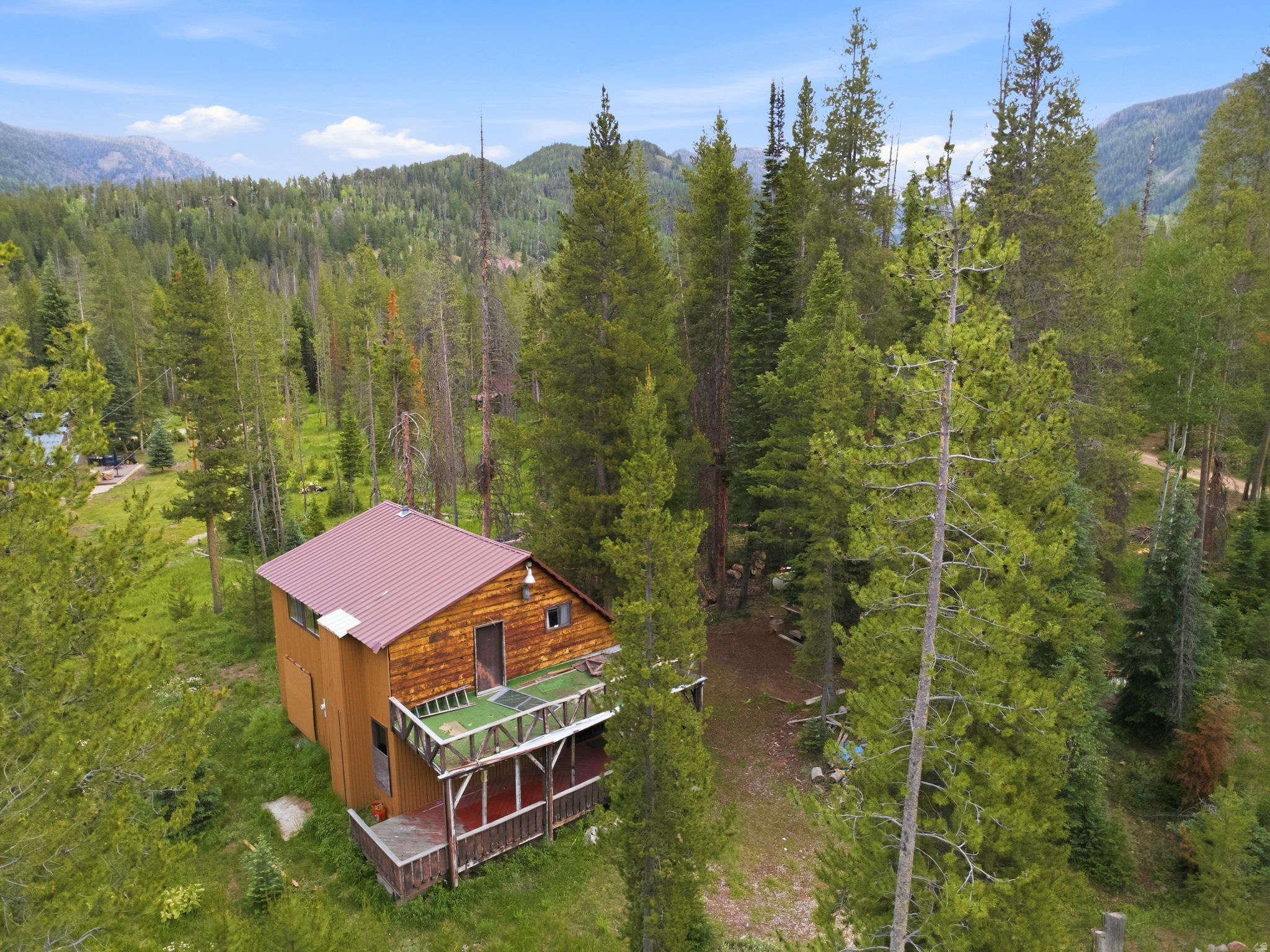 main property photo 9