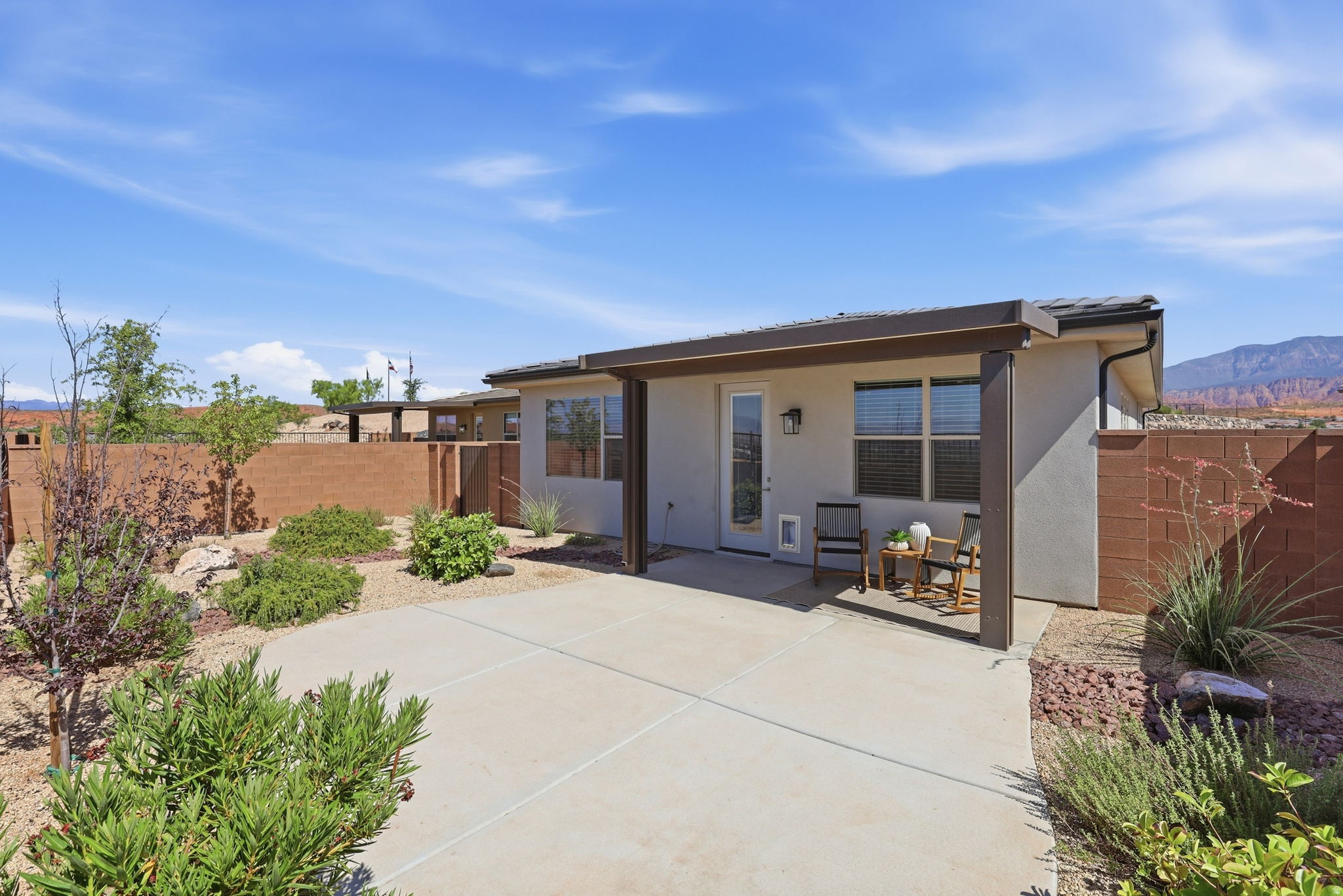 main property photo 27