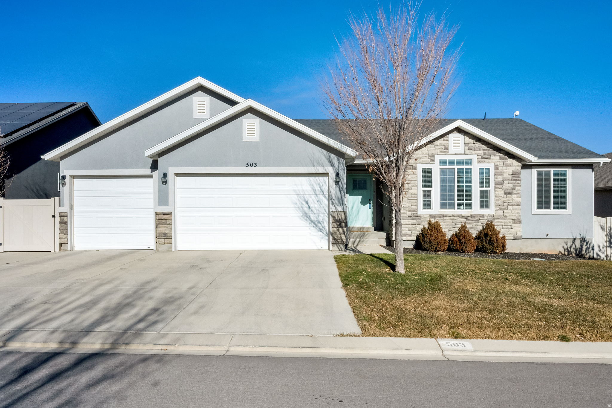 main property photo 0