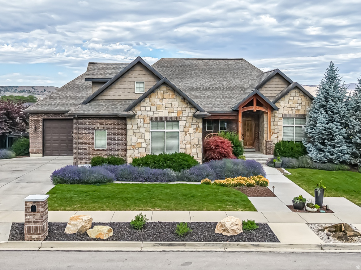 main property photo 0