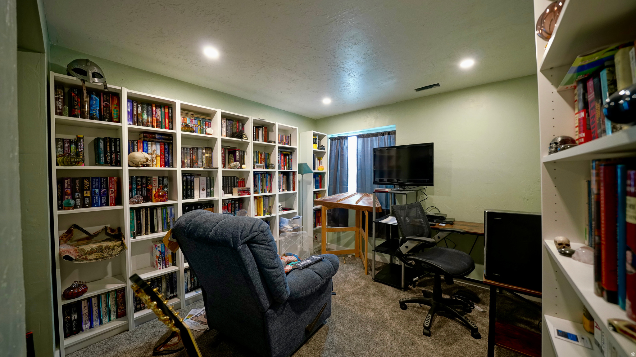 main property photo 18
