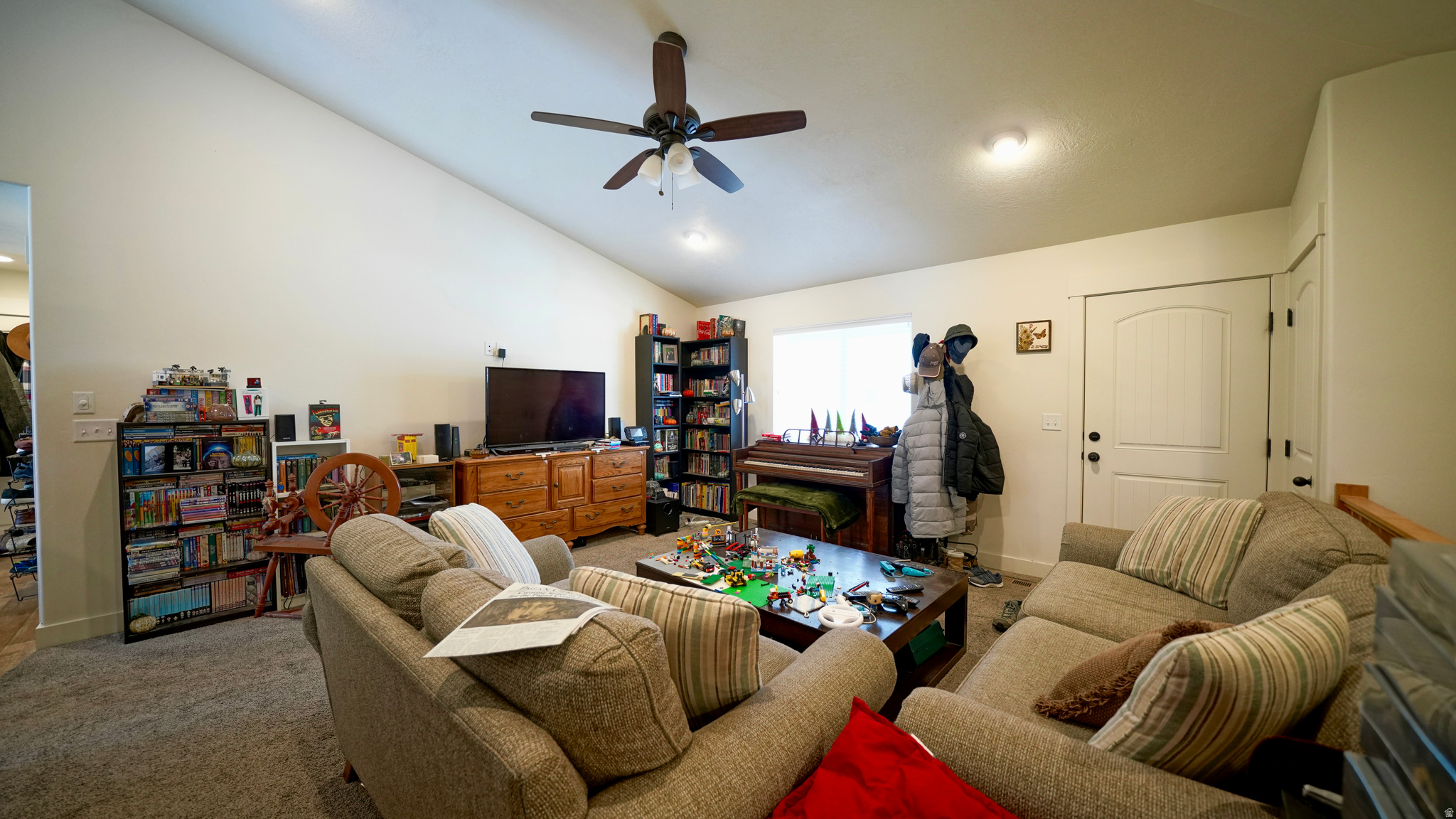 main property photo 5