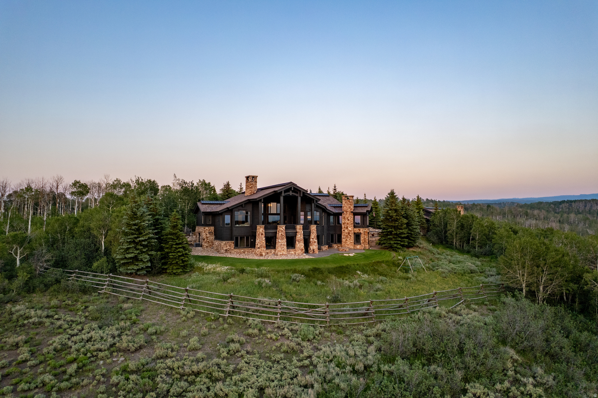 main property photo 0