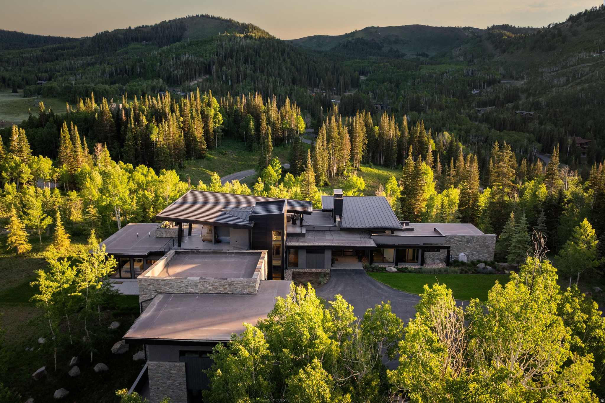 main property photo 51