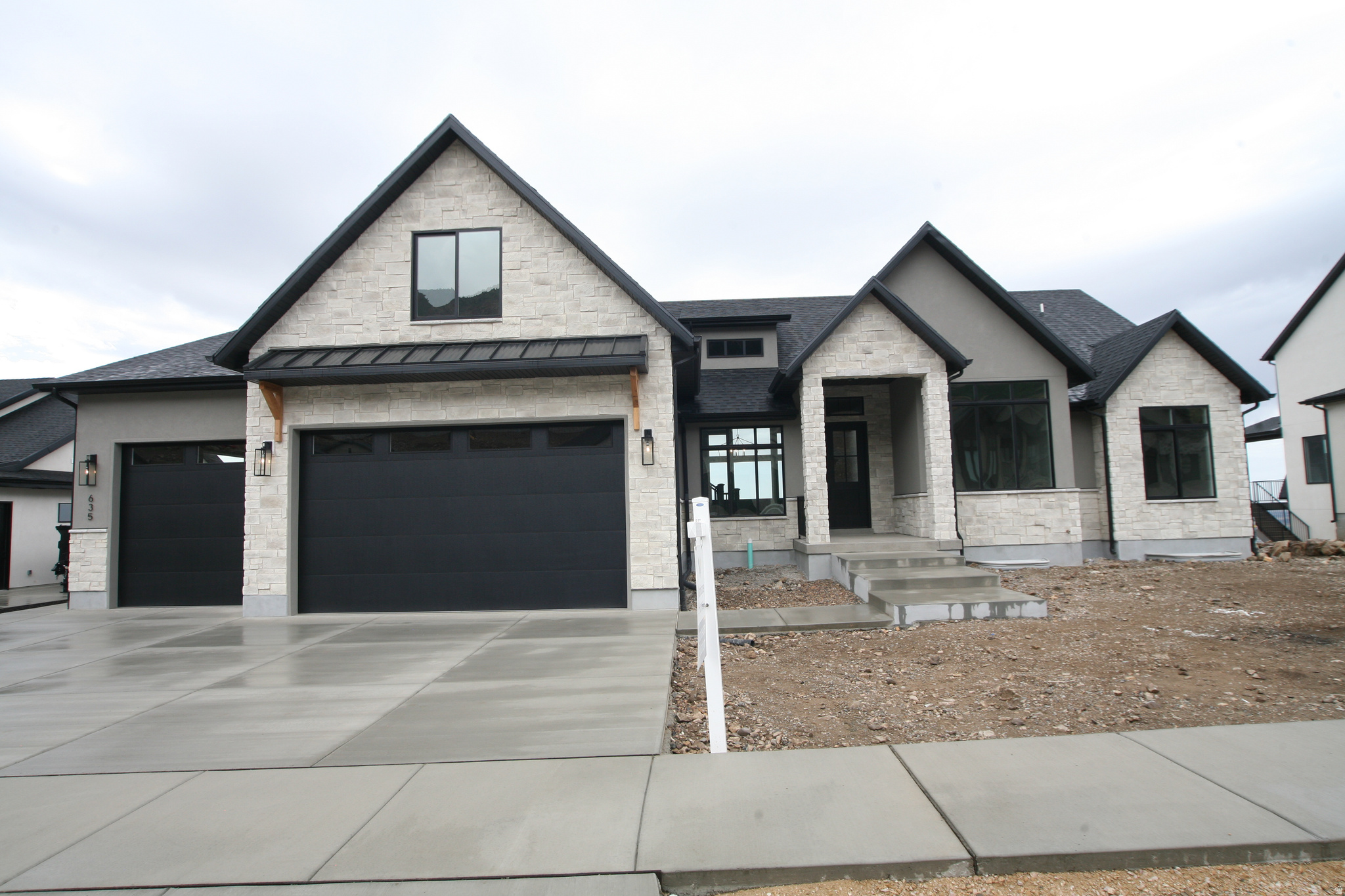 main property photo 0